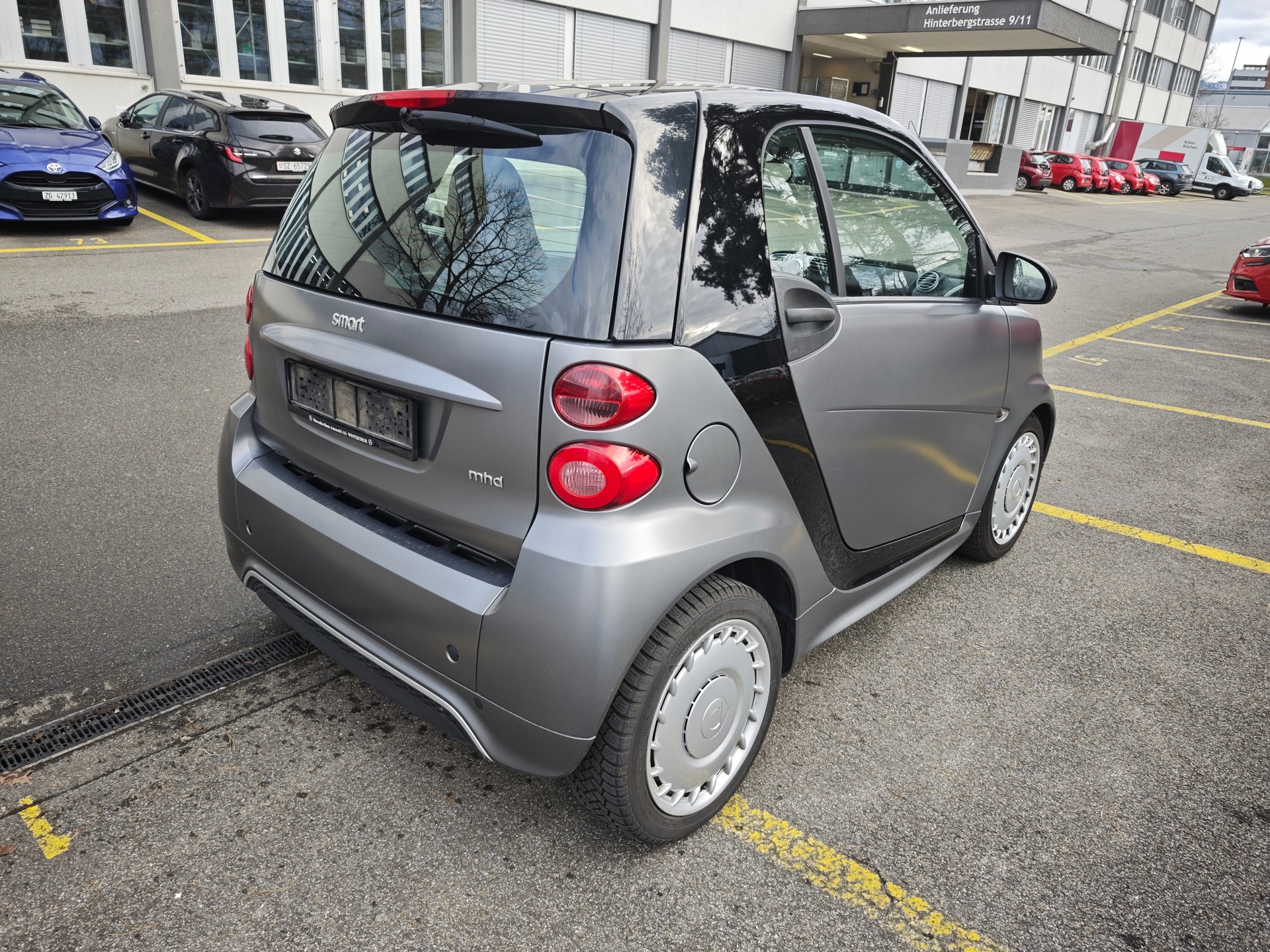 SMART FORTWO-image-4