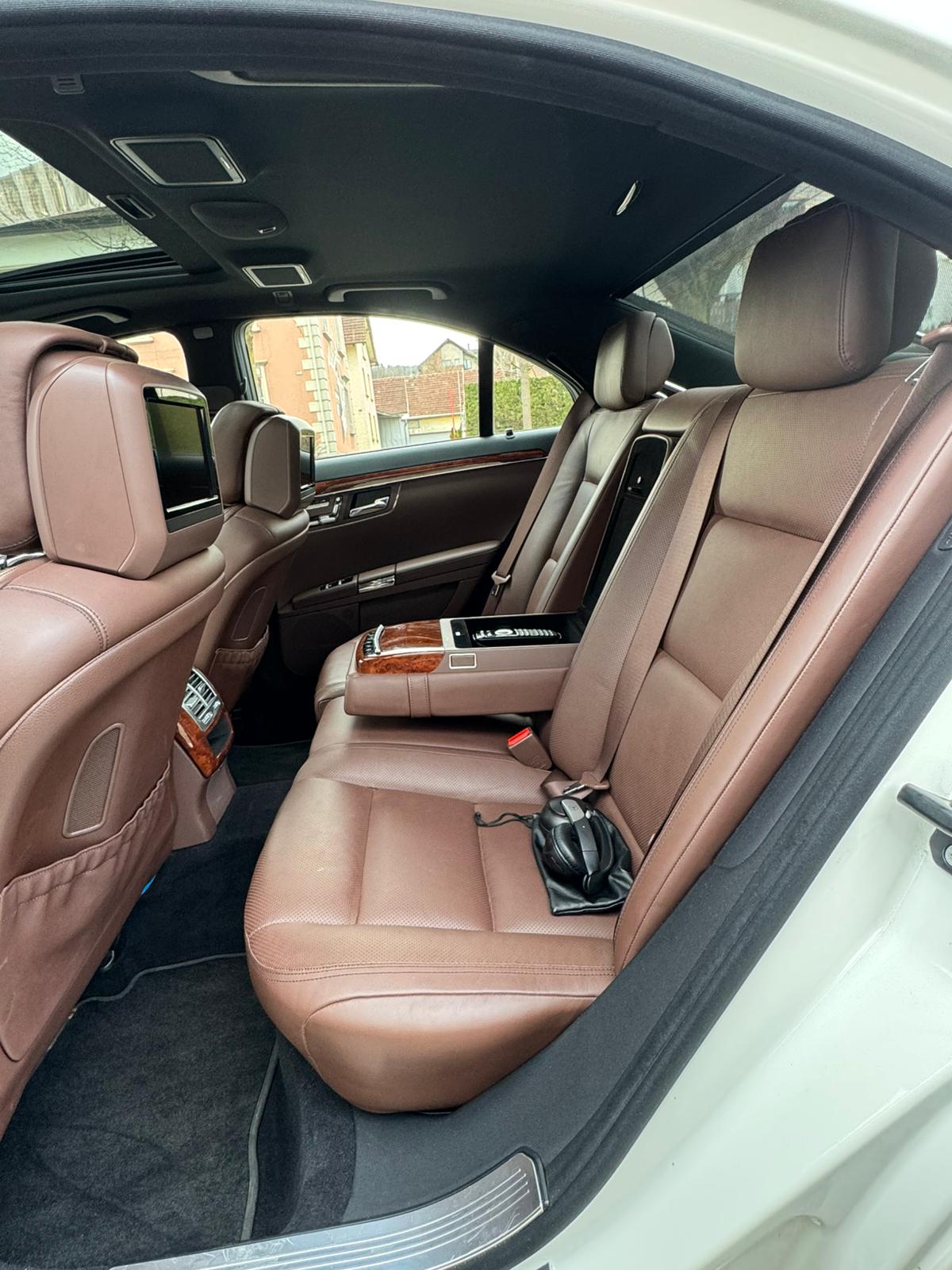 MERCEDES-BENZ S 500 4Matic 7G-Tronic-image-14