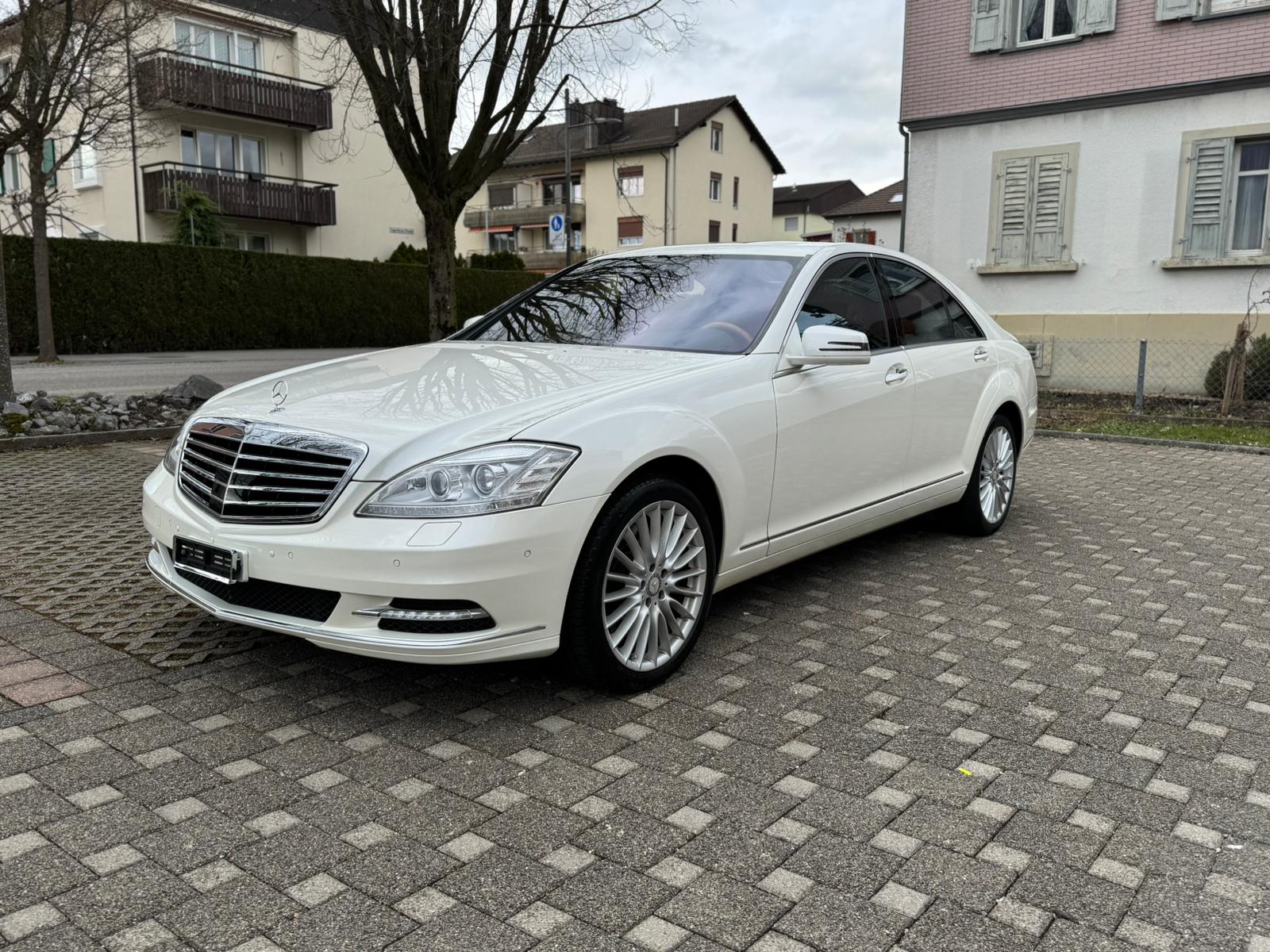 MERCEDES-BENZ S 500 4Matic 7G-Tronic