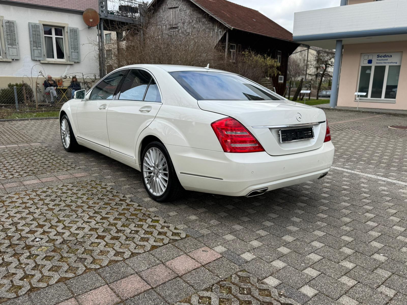 MERCEDES-BENZ S 500 4Matic 7G-Tronic-image-6