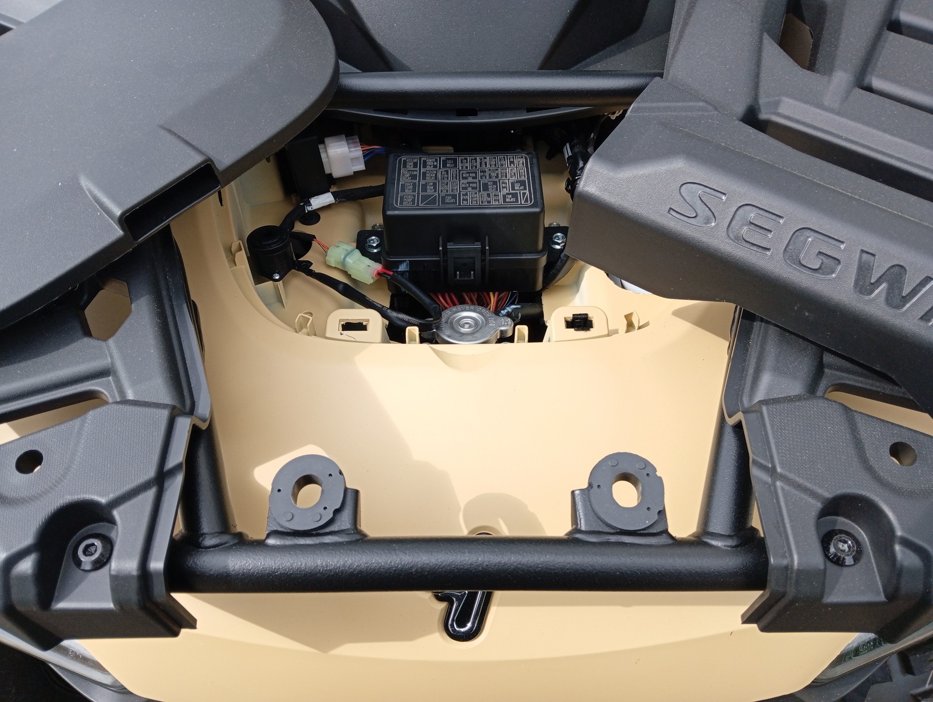 SEGWAY AT 10 L Snarler DLX EPS-image-6