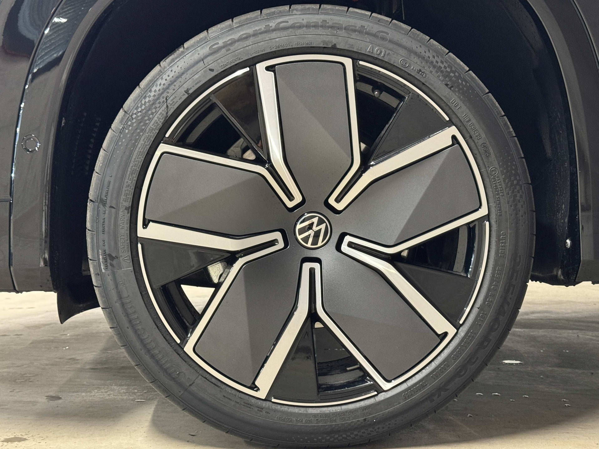 VW Tayron 2.0 TSI R-Line DSG 4Motion-image-17
