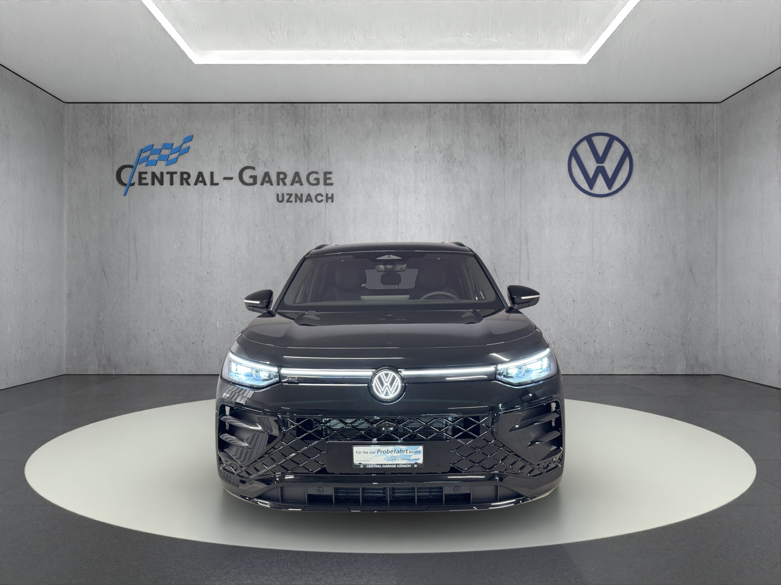 VW Tayron 2.0 TSI R-Line DSG 4Motion-image-1
