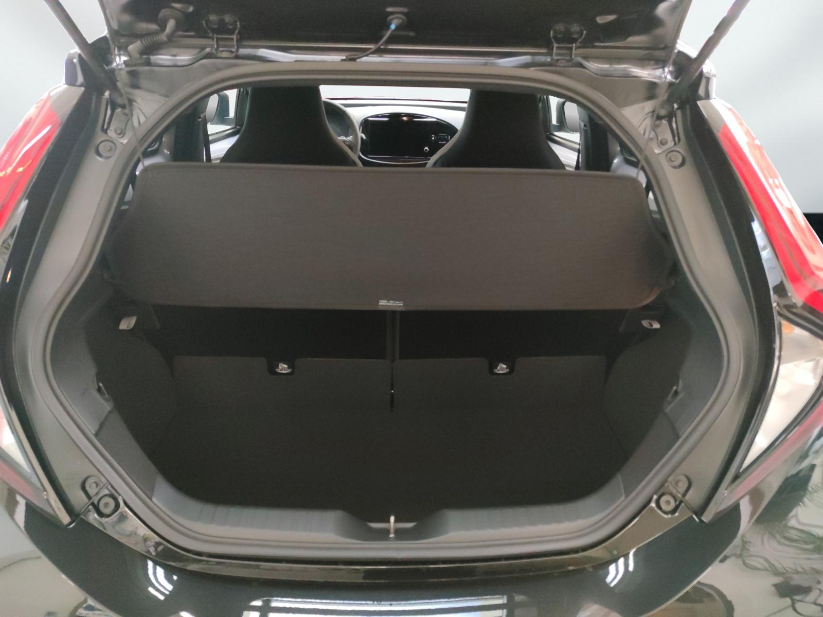 TOYOTA Aygo X 1.0 VVT-i JBL Edition-image-7