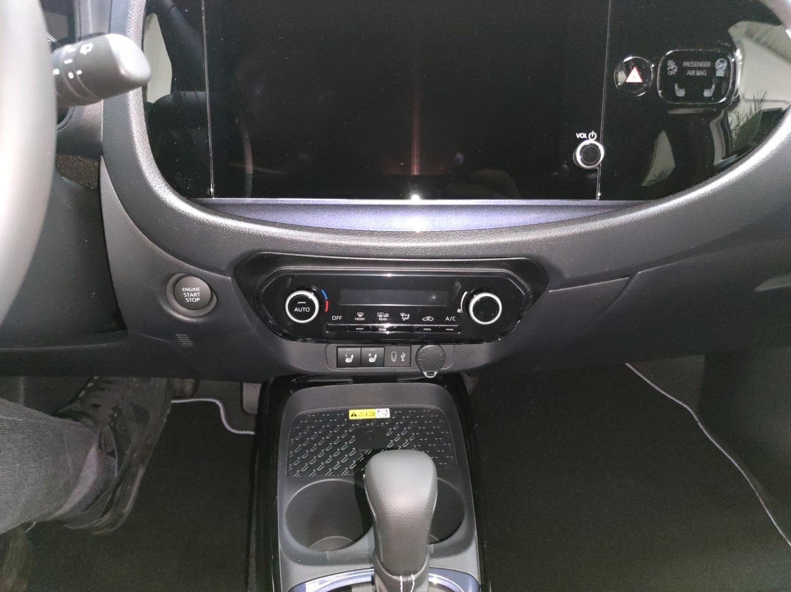 TOYOTA Aygo X 1.0 VVT-i JBL Edition-image-13