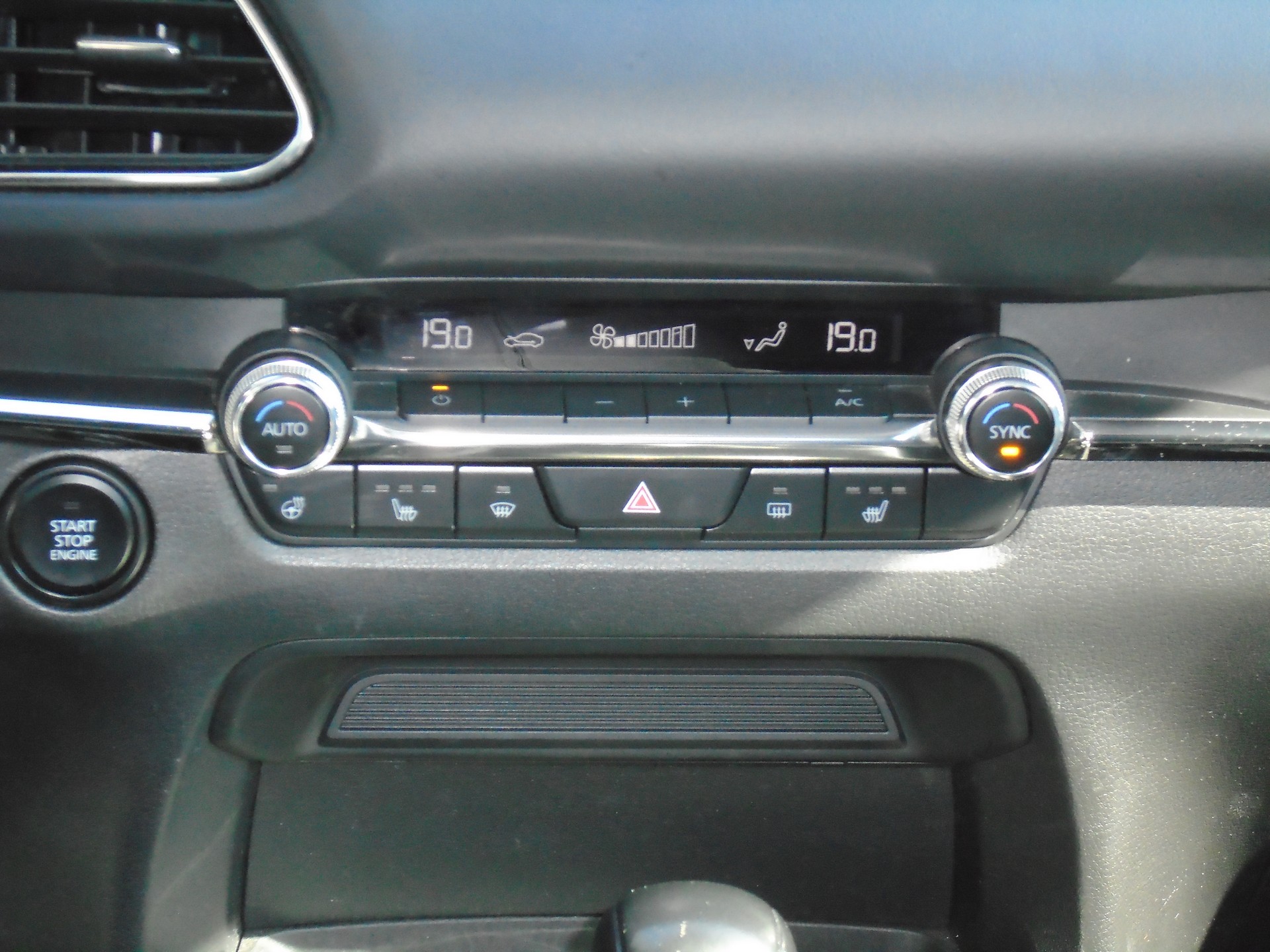 MAZDA CX-30 SKYACTIV-G 150 M Hybrid AWD Ambition Plus Automat-image-9