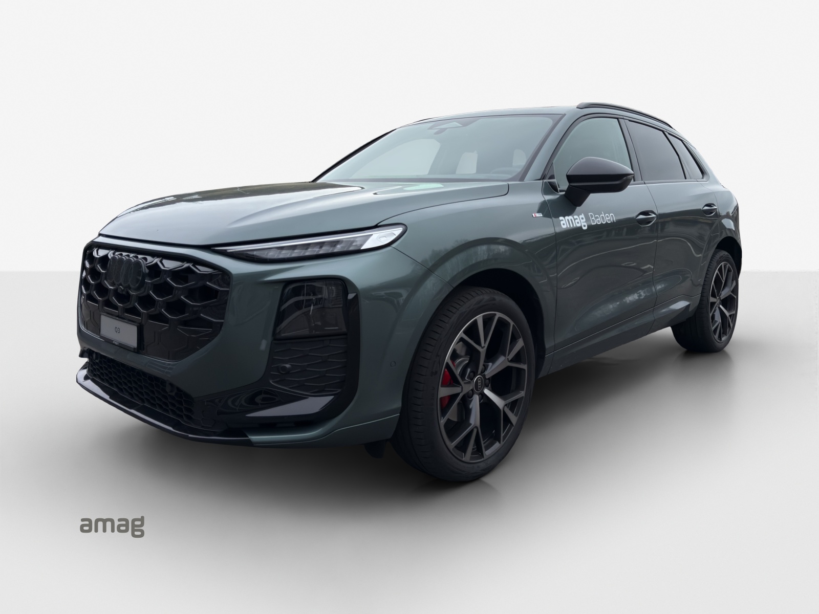 AUDI Q3 SUV 110 kW TFSI S tronic-image-0