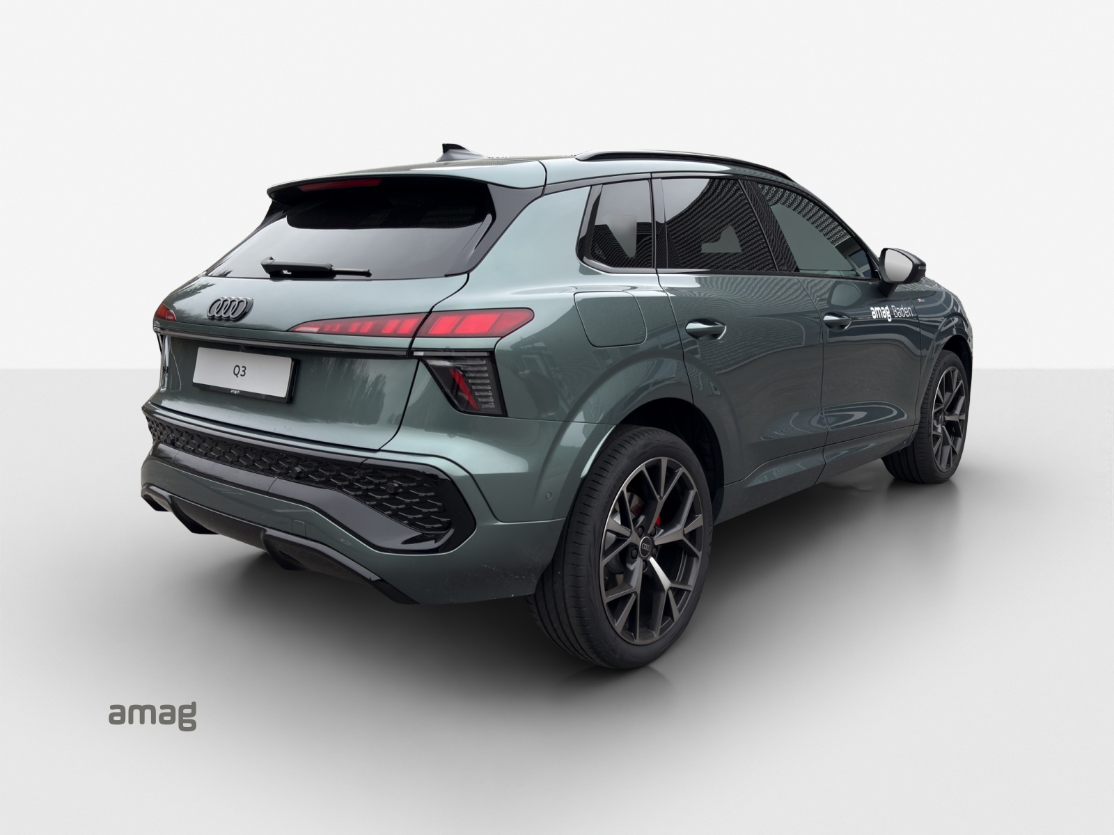 AUDI Q3 SUV 110 kW TFSI S tronic-image-4