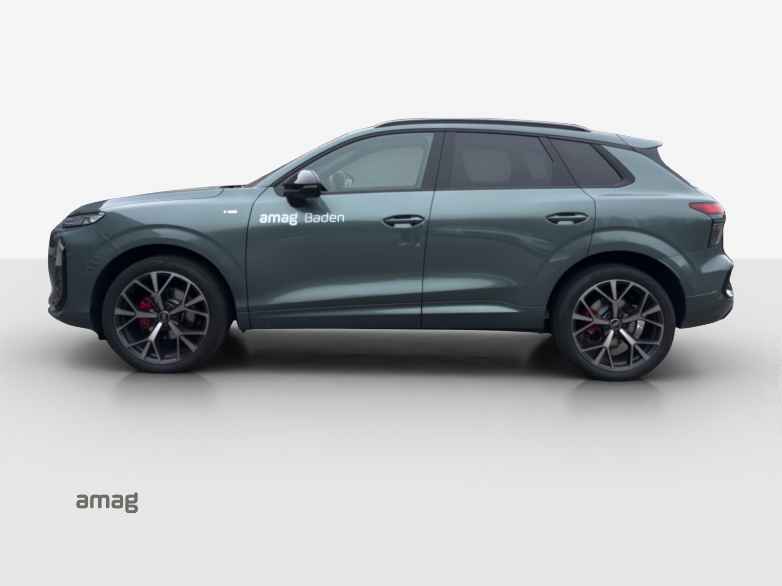 AUDI Q3 SUV 110 kW TFSI S tronic-image-1