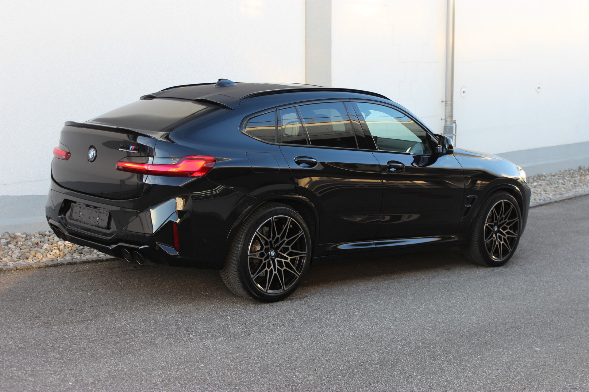 BMW X4M xDrive M Competition-image-4