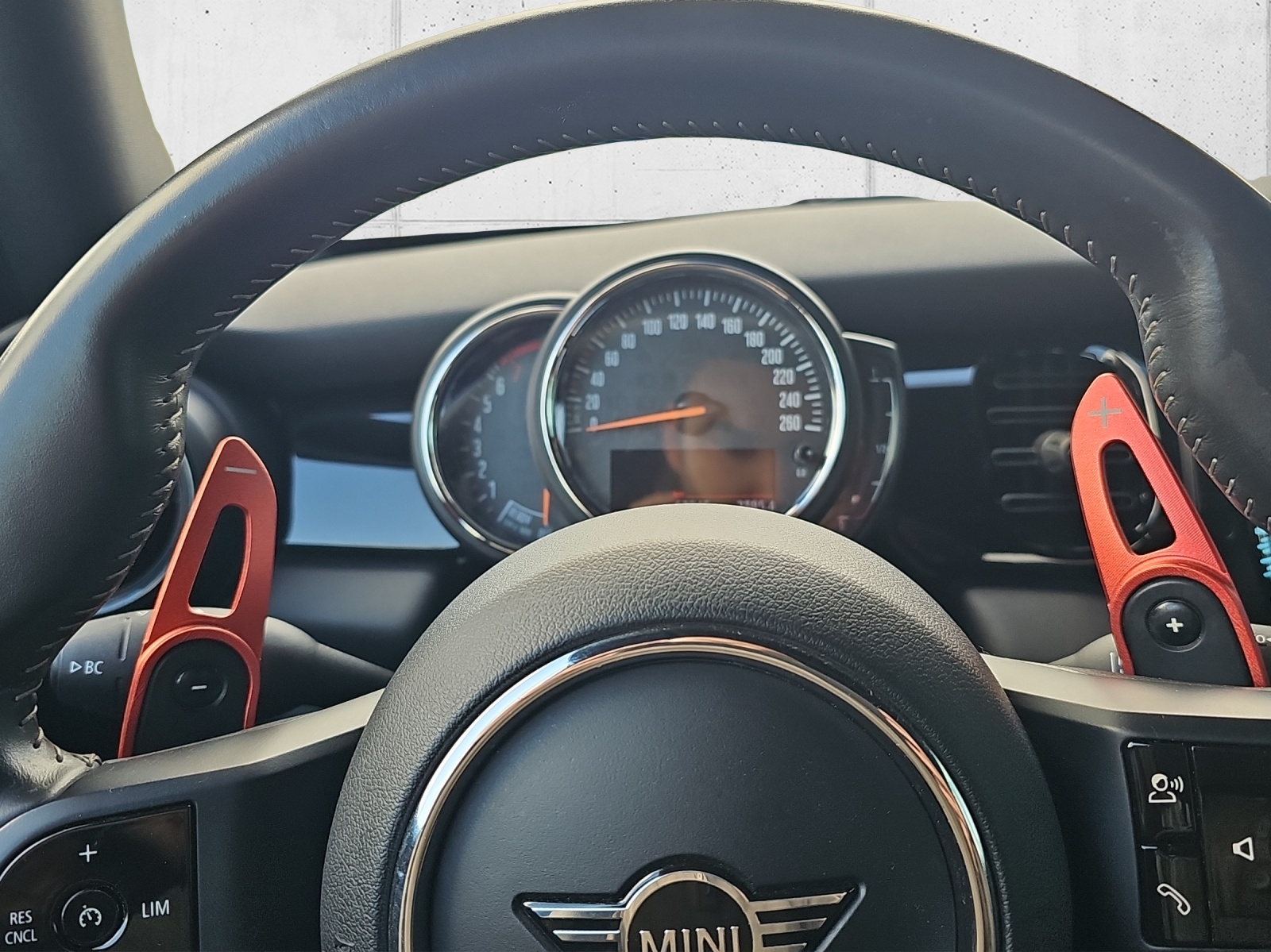 MINI Cooper S Cabriolet DKG-image-12