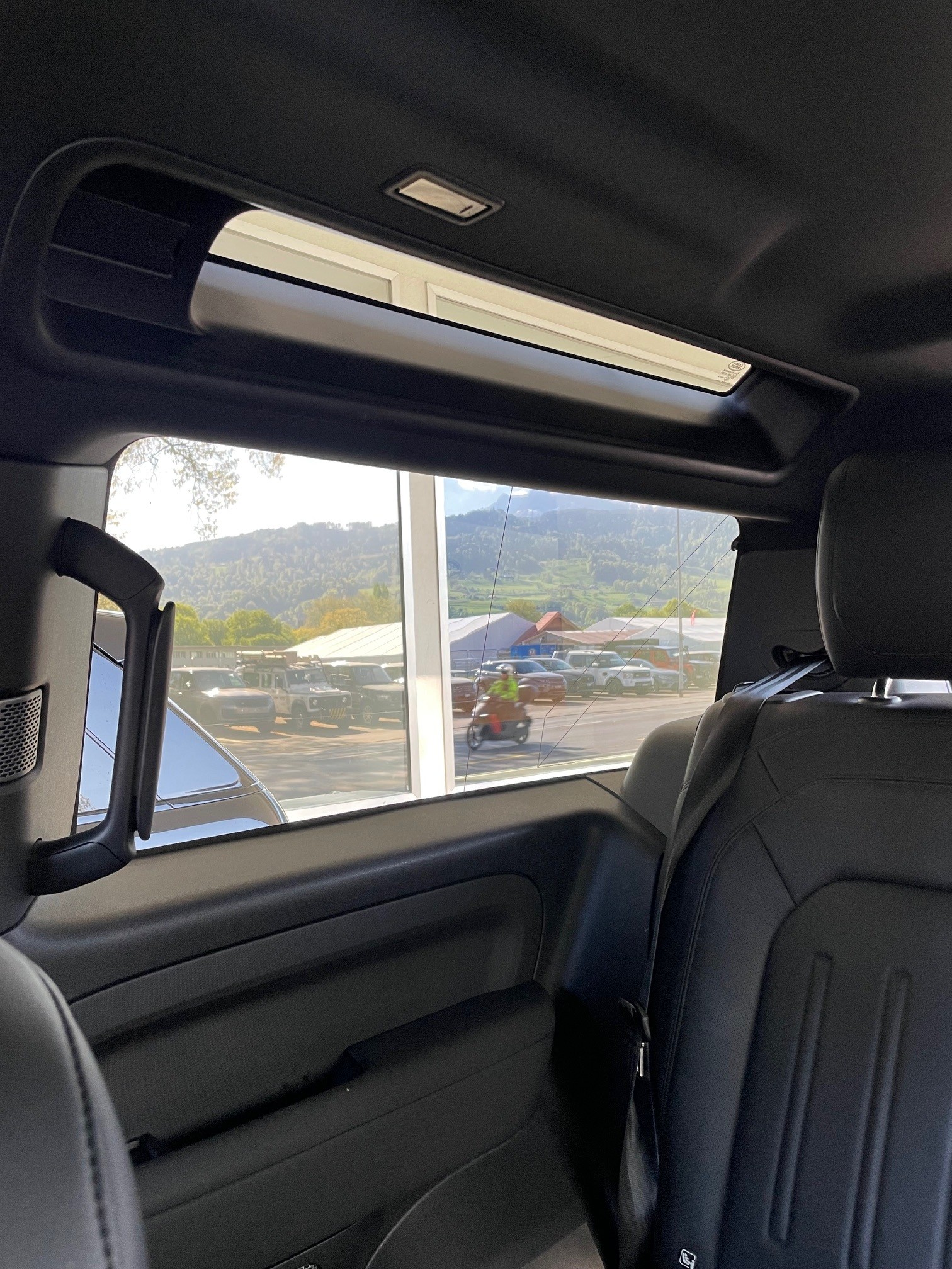 LAND ROVER Defender 90 3.0 D I6 S-image-17