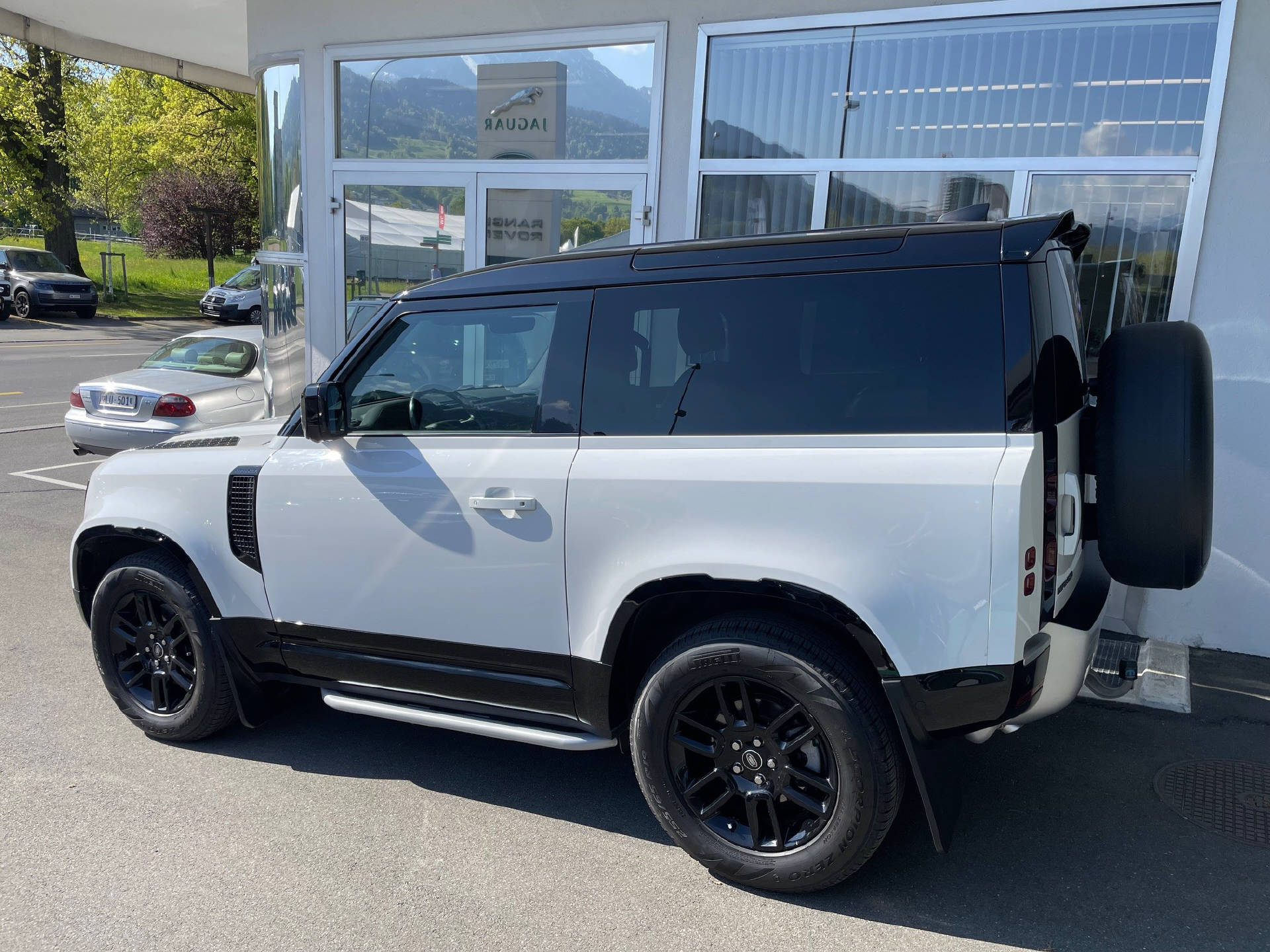 LAND ROVER Defender 90 3.0 D I6 S-image-22