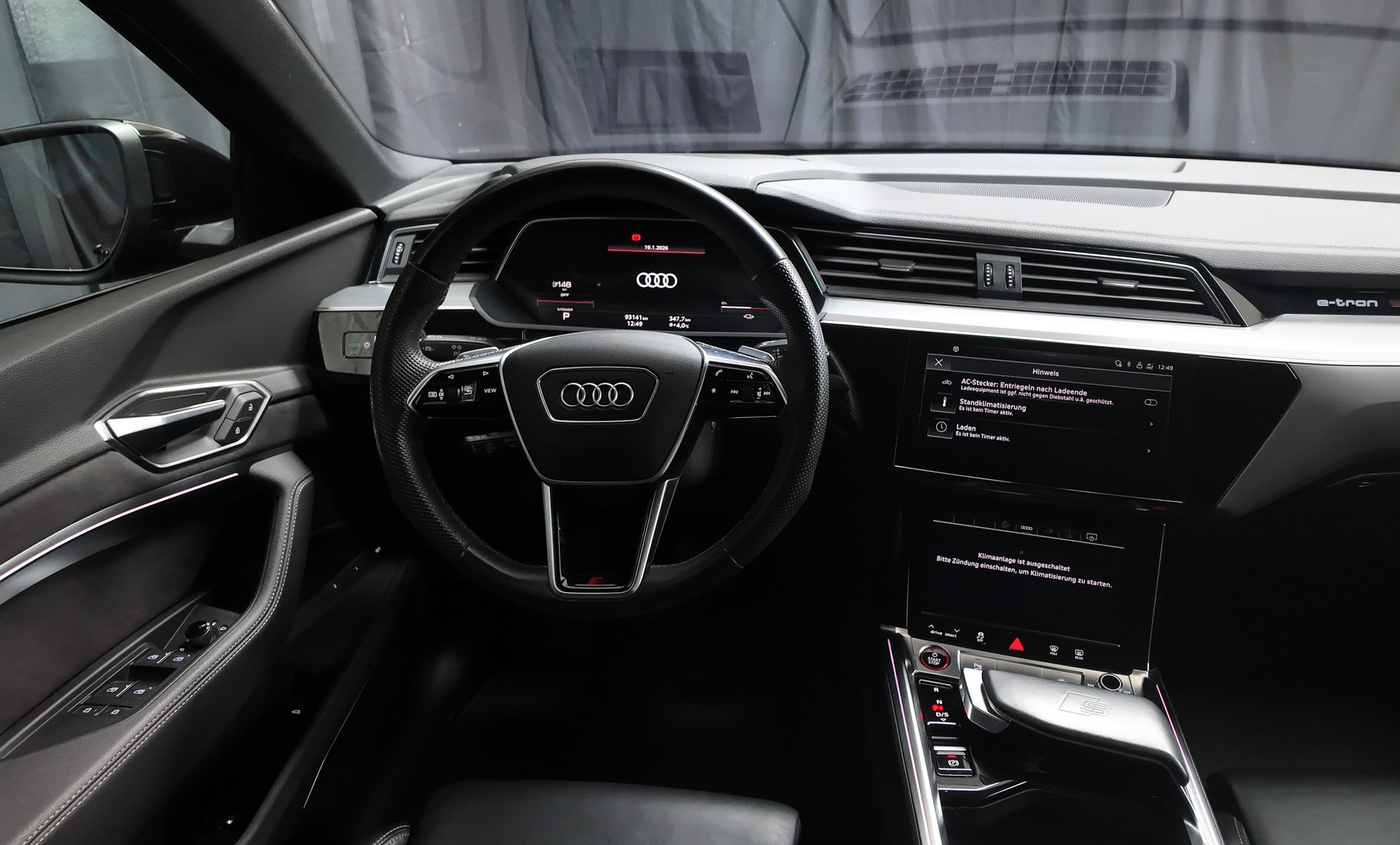 AUDI e-tron S quattro-image-8