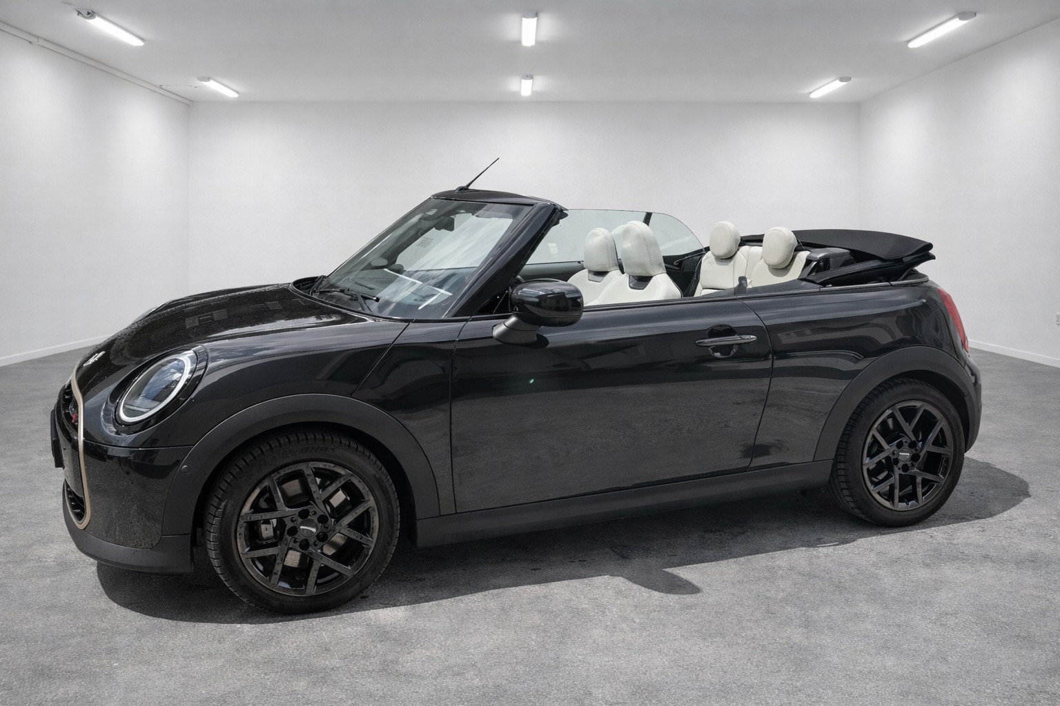 MINI Cooper S Cabriolet DKG-image-1