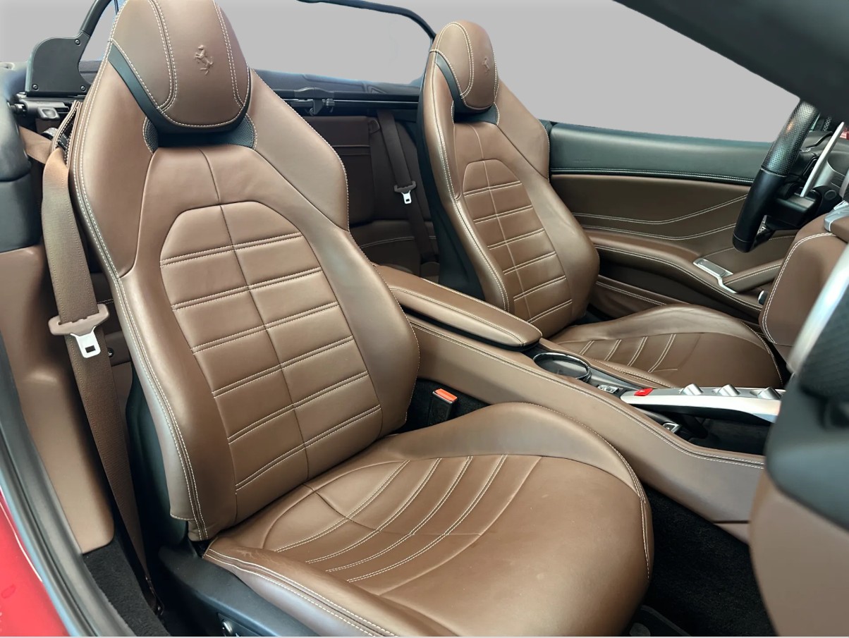 FERRARI California 3.9 V8 T-image-9