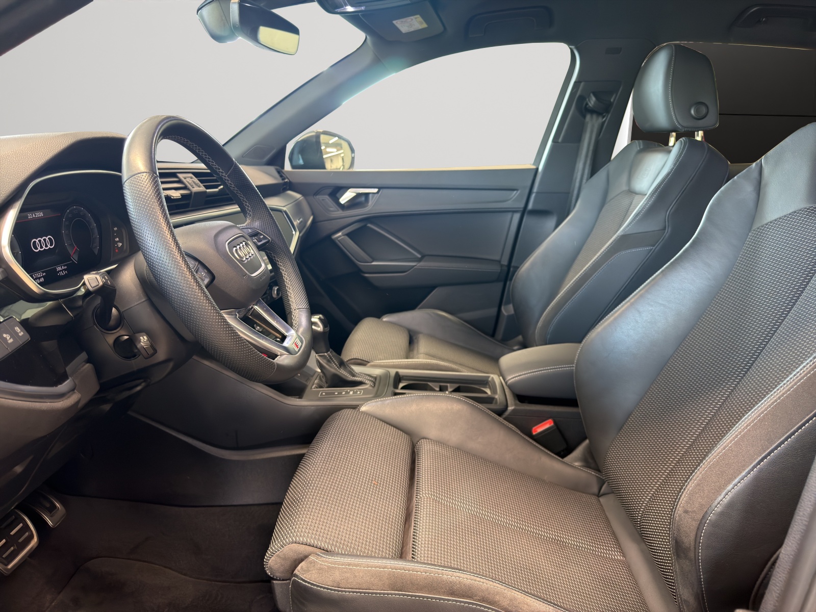 Image AUDI Q3 Q3 40 TFSI S line quattro