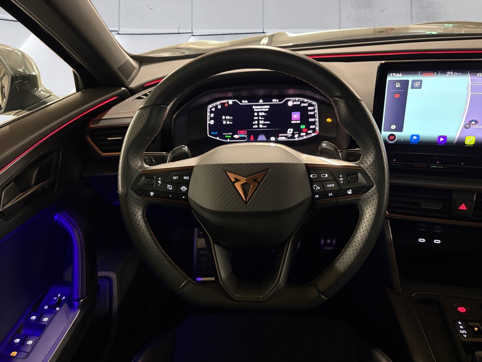 CUPRA Formentor 1.4 e-HYBRID pHEV VZ DSG-image-9