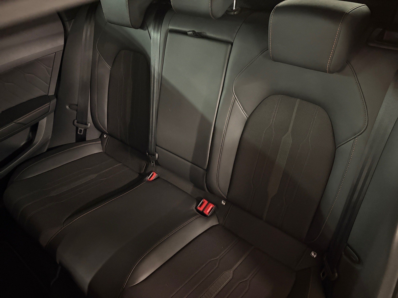 CUPRA Formentor 1.4 e-HYBRID pHEV VZ DSG-image-14