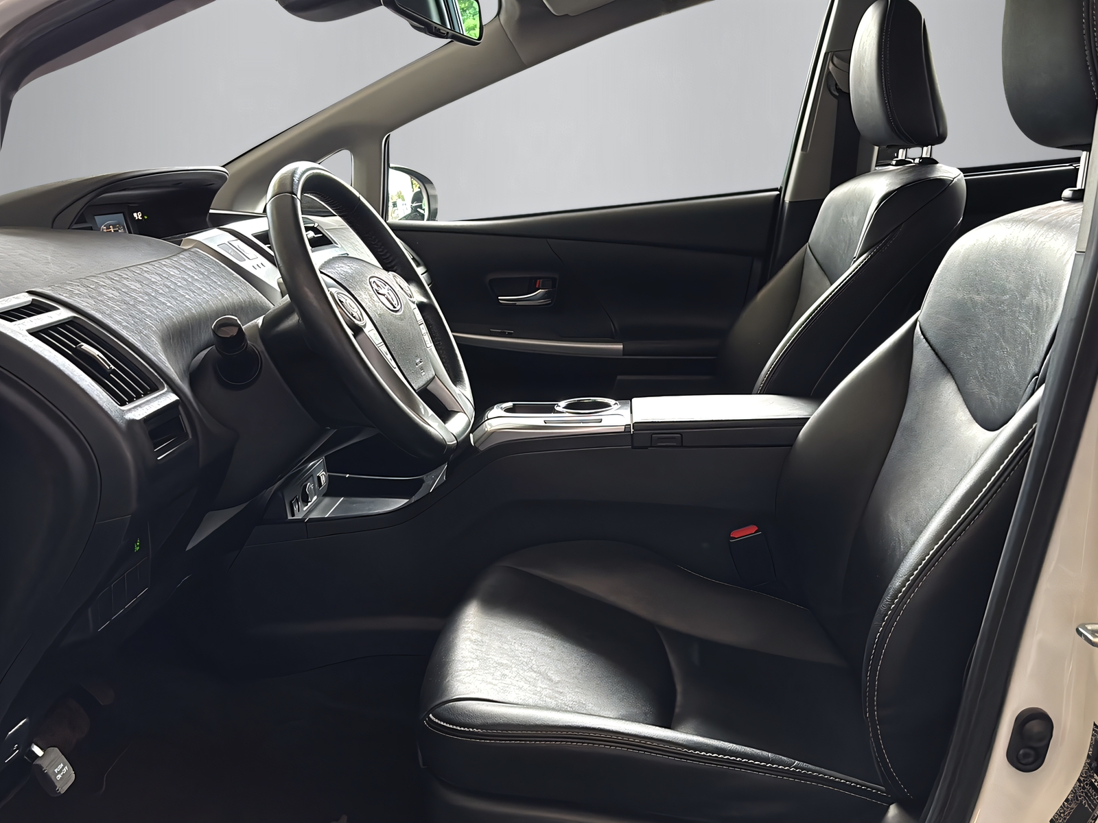 TOYOTA Prius+ Wagon 1.8 VVTi HSD Comfort-showroom-element-2