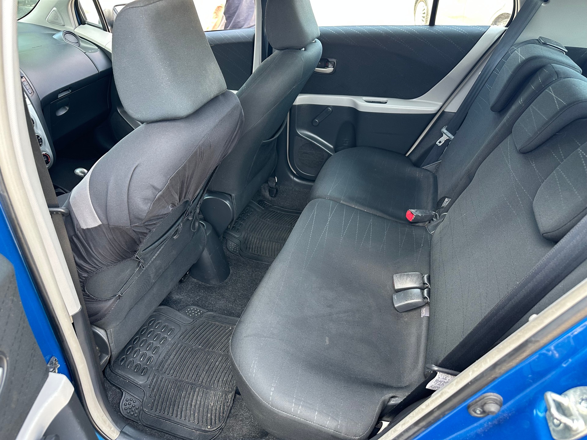 TOYOTA Yaris 1.3 City Multimode-image-8