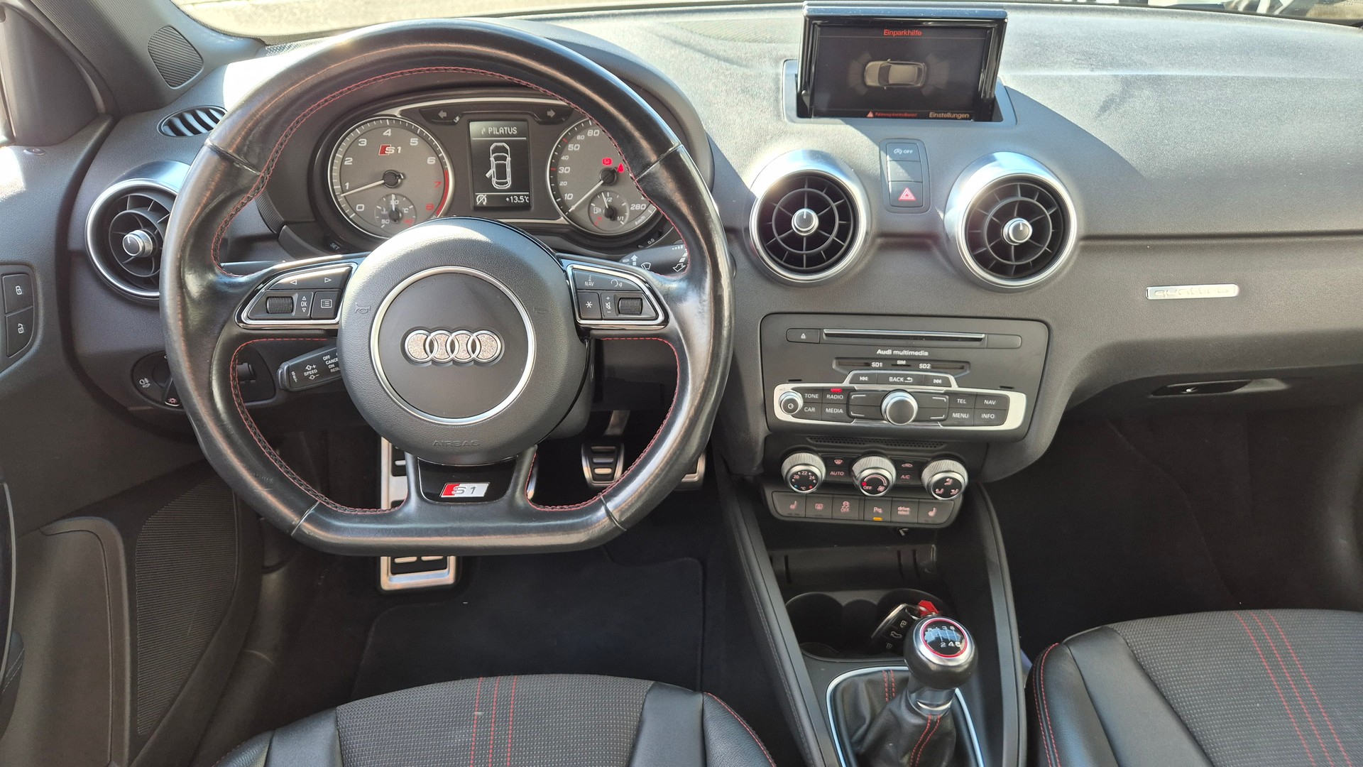 AUDI S1 2.0 TFSI quattro-image-14