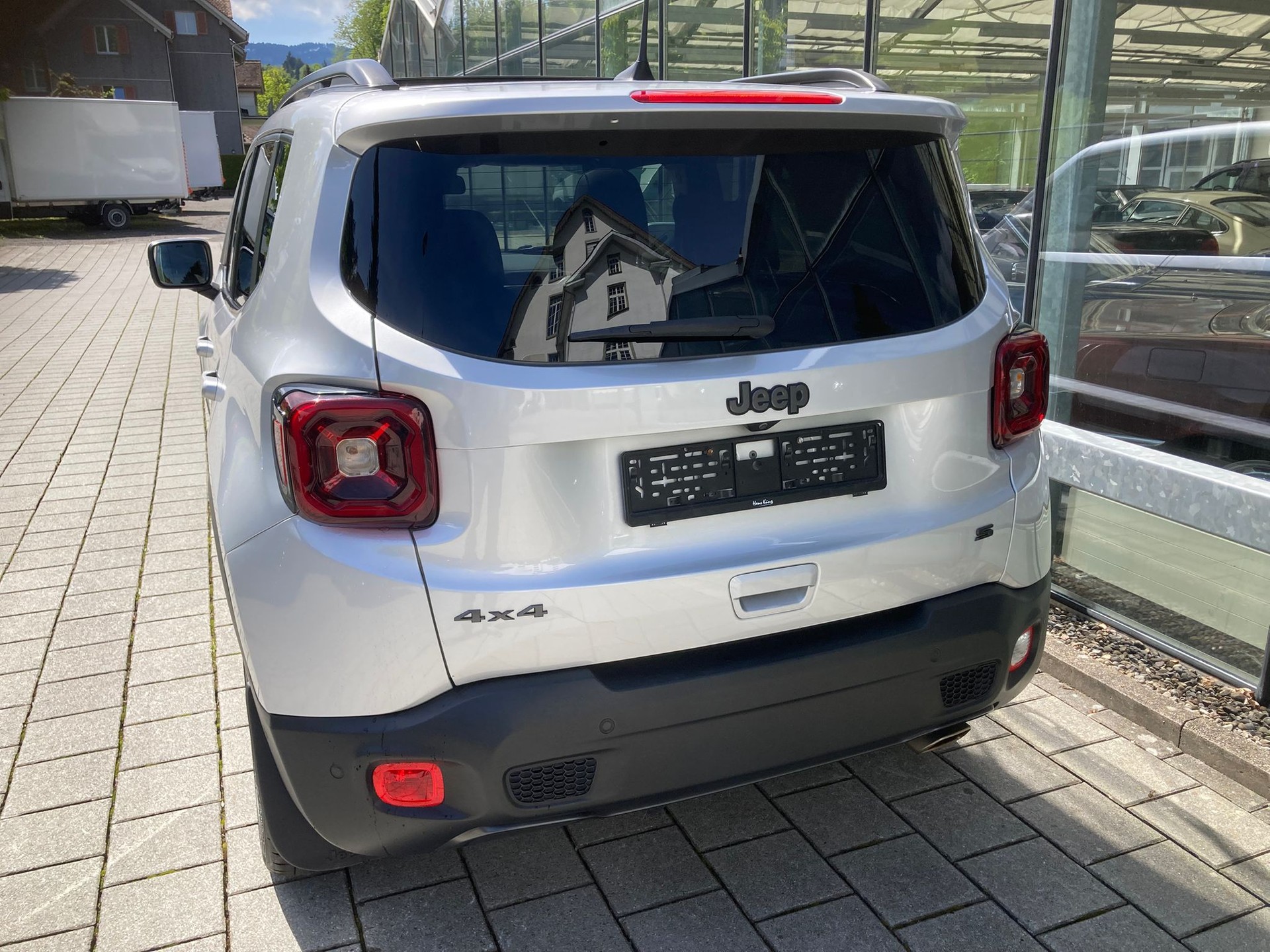 JEEP Renegade 1.3 Turbo S AWD-image-5