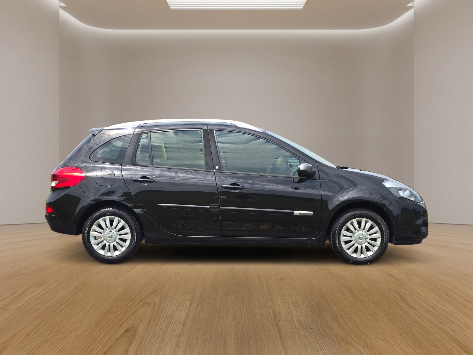 RENAULT Clio Grandtour 1.2 16V Turbo 20th Edition-image-6