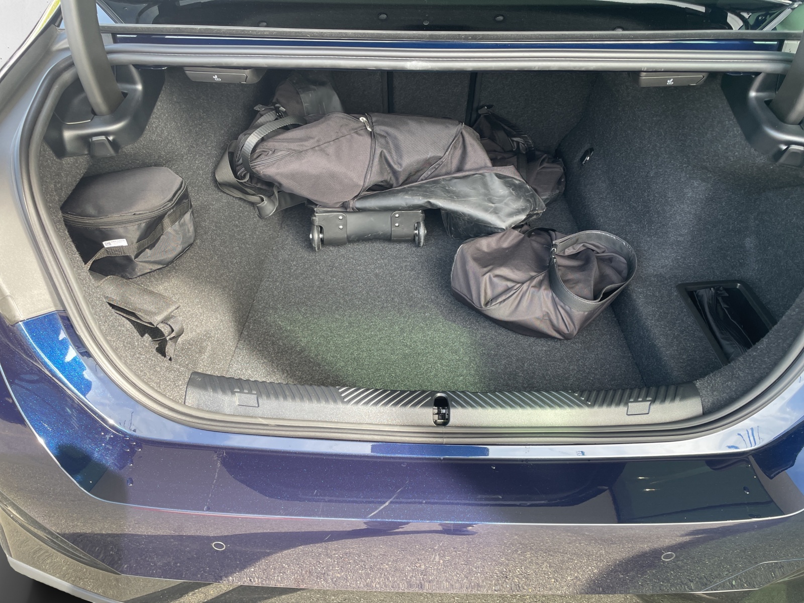 BMW 550e xDr. M Sport Steptr.-image-16