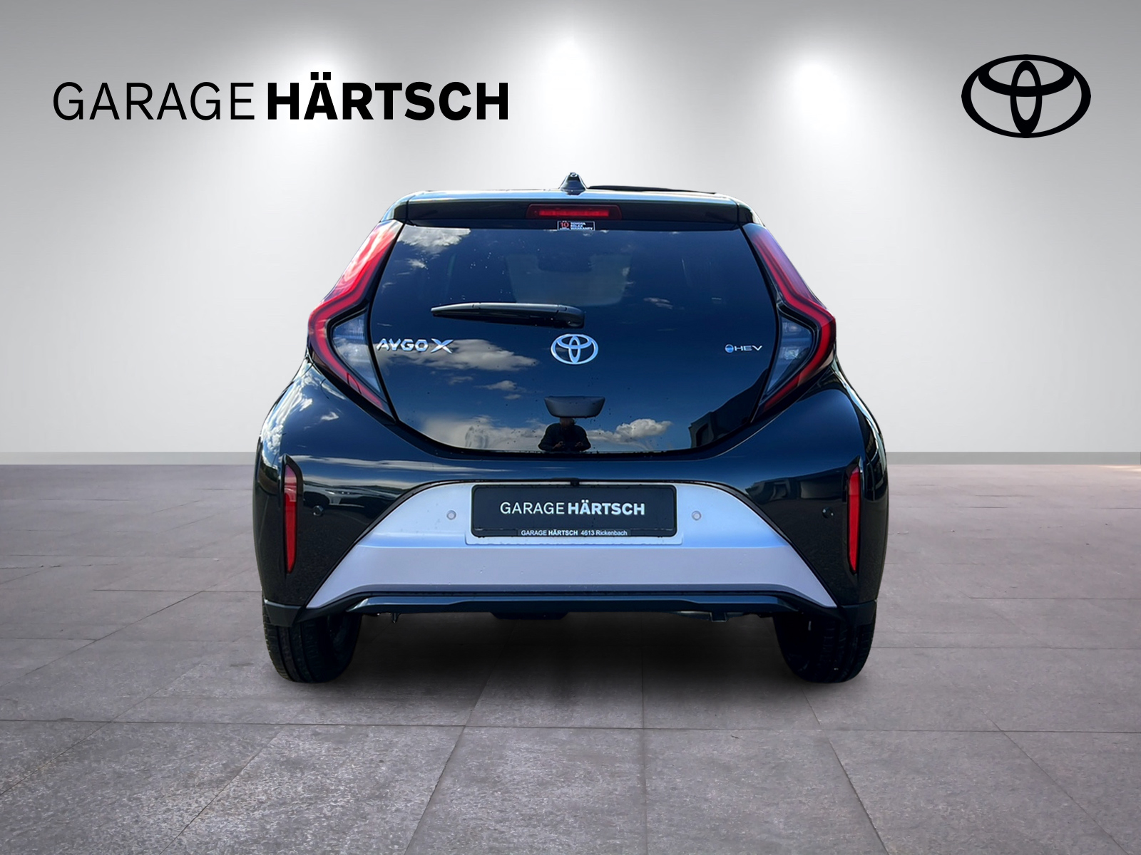 TOYOTA Aygo X 1.5 VVT-i HSD Style-image-4