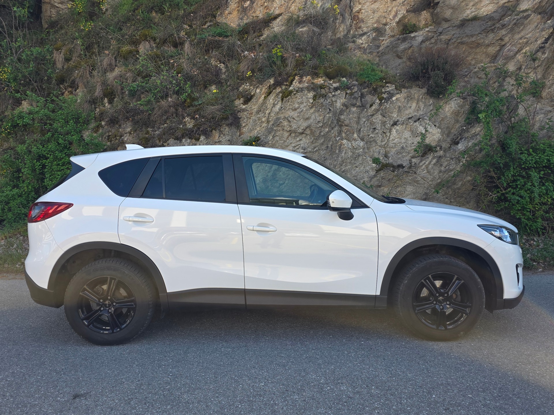MAZDA CX-5 2.2 D Ambition AWD-image-10