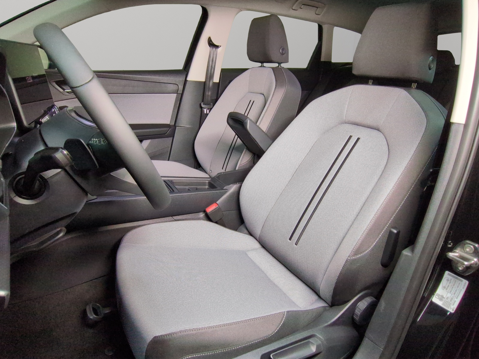 SEAT Leon 1.5 eTSI mHEV DSG Style-image-5