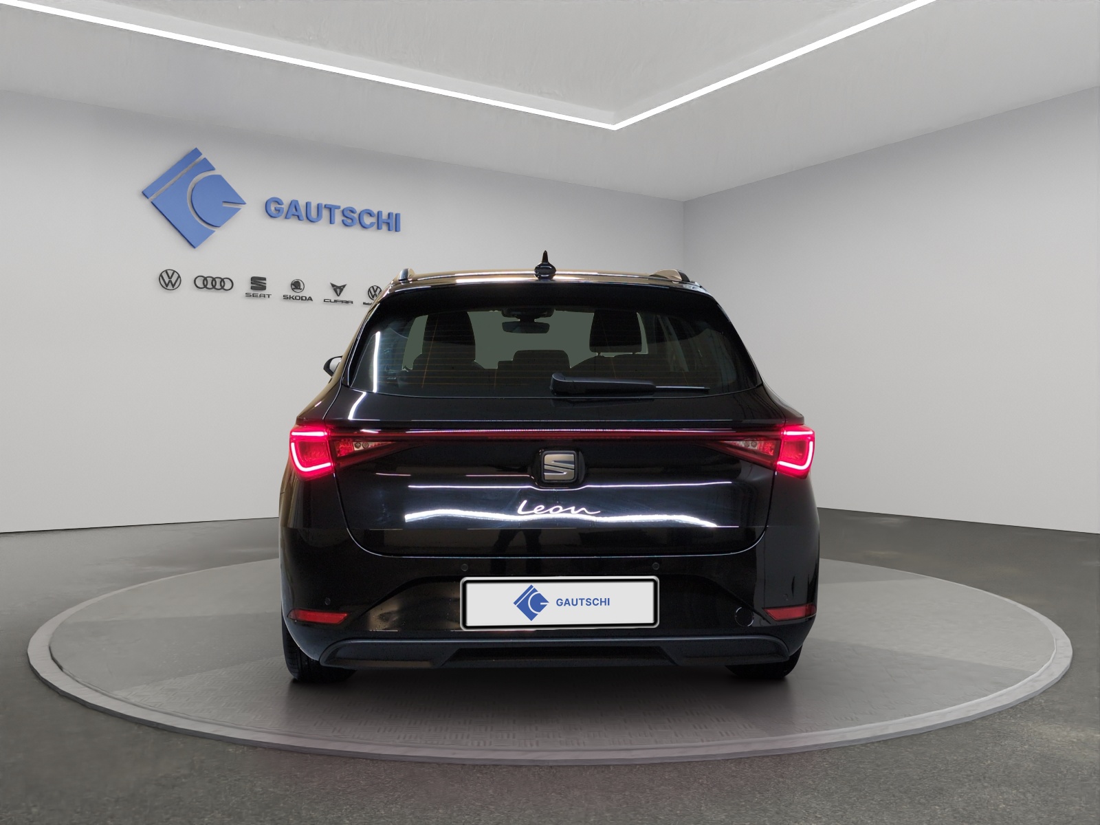 SEAT Leon 1.5 eTSI mHEV DSG Style-image-3