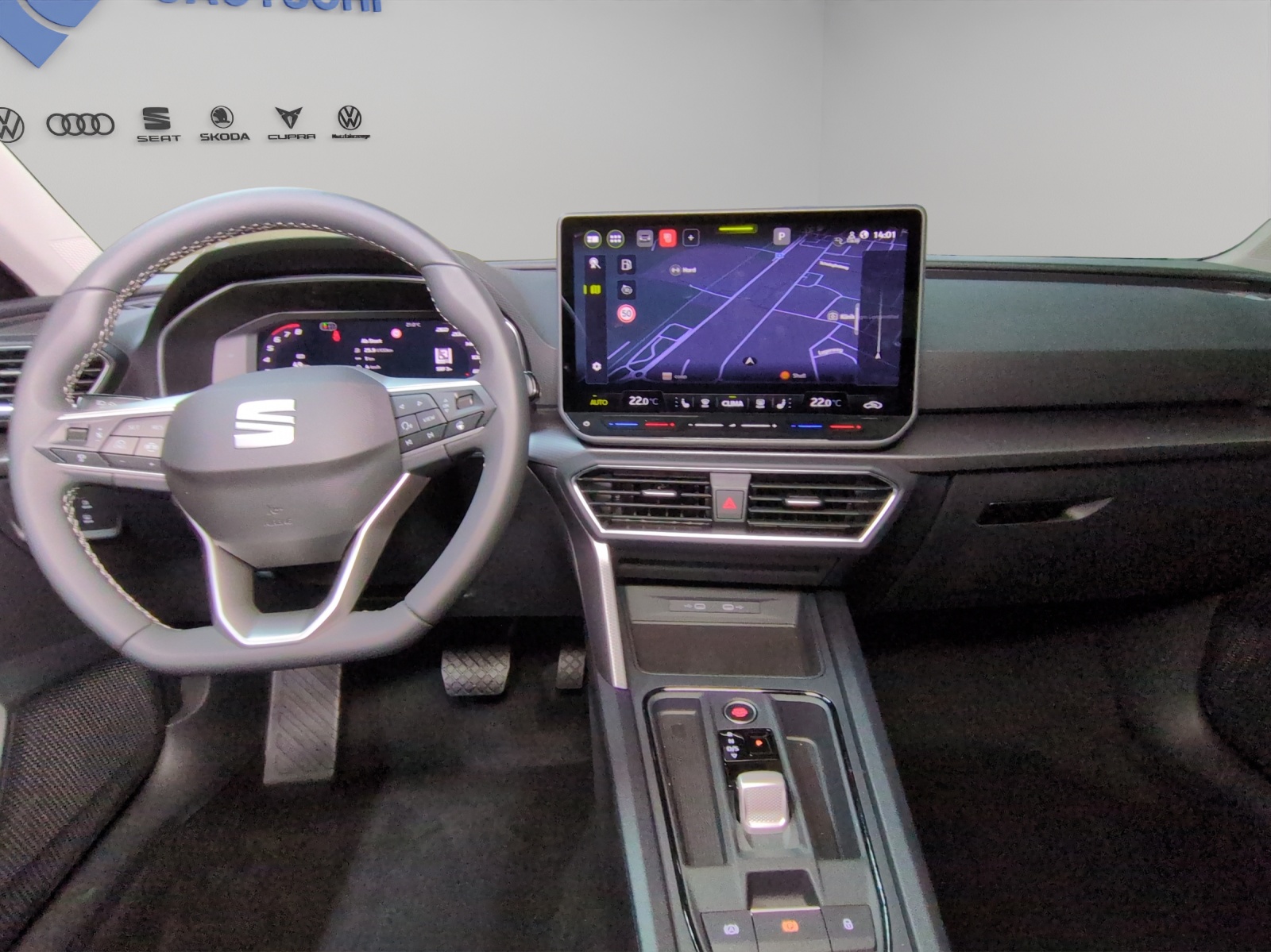 SEAT Leon 1.5 eTSI mHEV DSG Style-image-6