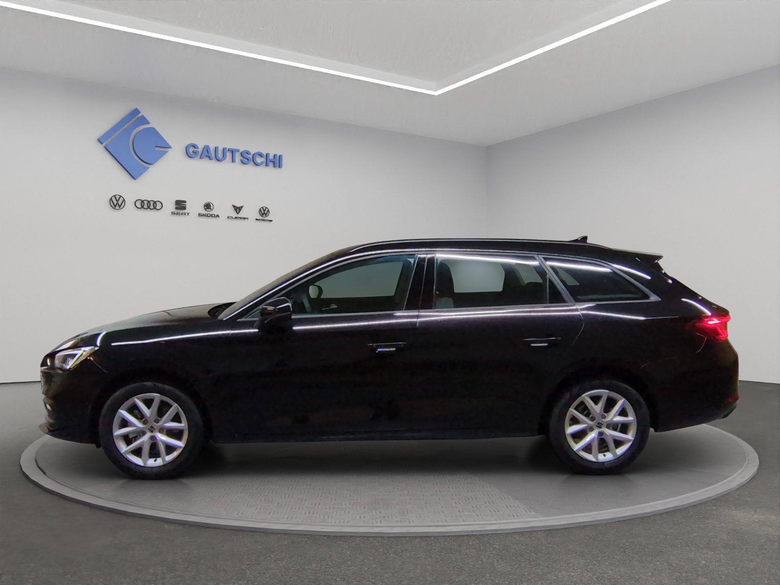 SEAT Leon 1.5 eTSI mHEV DSG Style-image-1