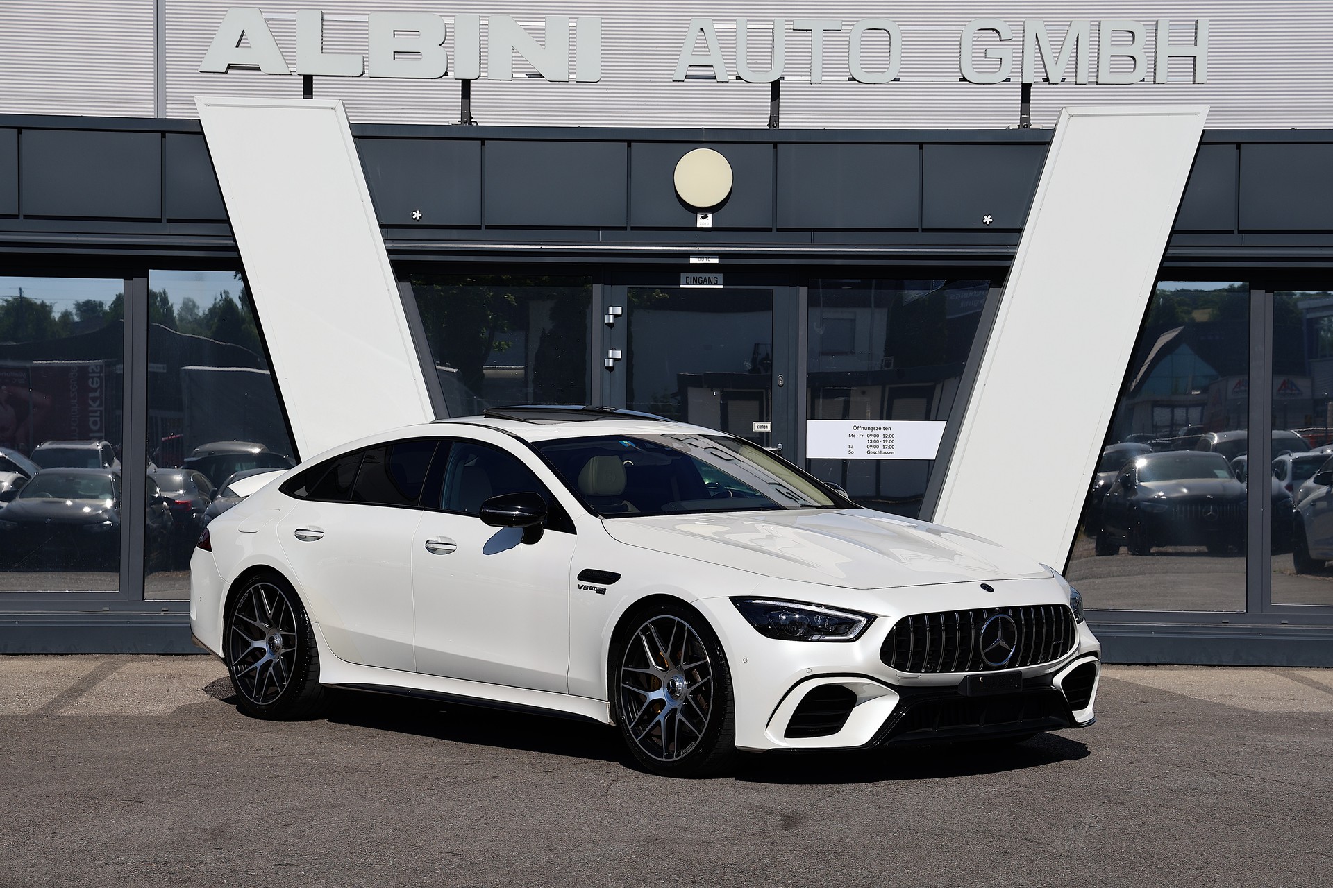 MERCEDES-BENZ AMG GT 4 63 S 4Matic+ *DIAMANTWEISS* Speedshift MCT-showroom-element-1
