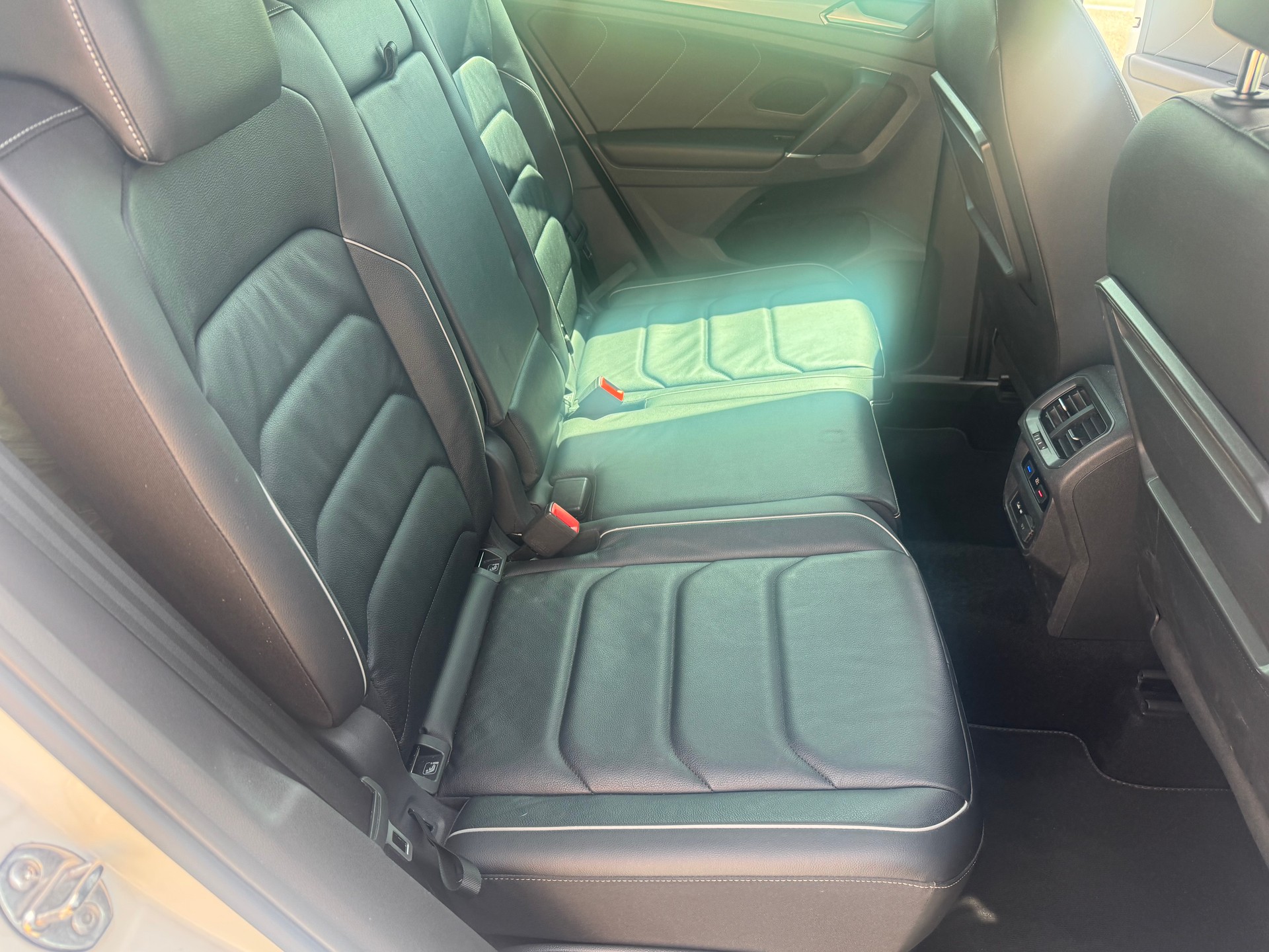 VW Tiguan 2.0TSI Highline 4Motion DSG R-Line-image-8