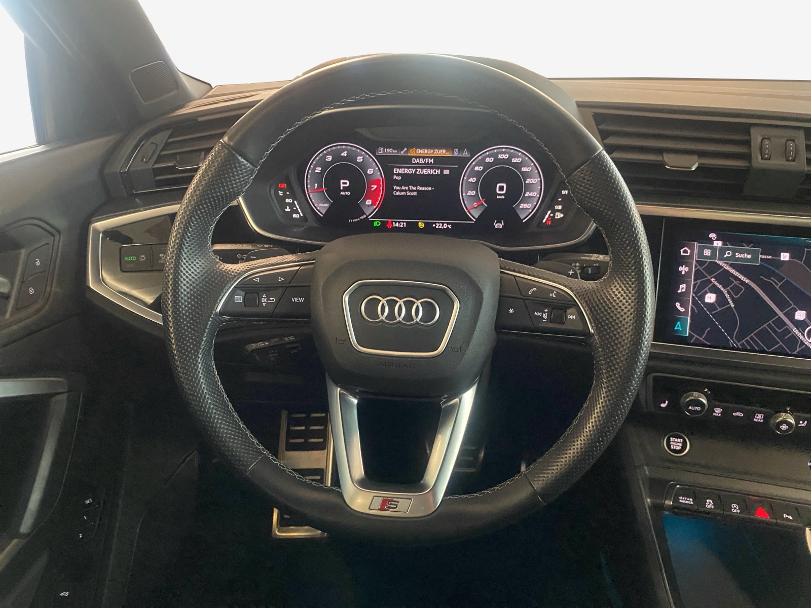 AUDI Q3 35 TFSI S line Attraction S-tronic-image-9