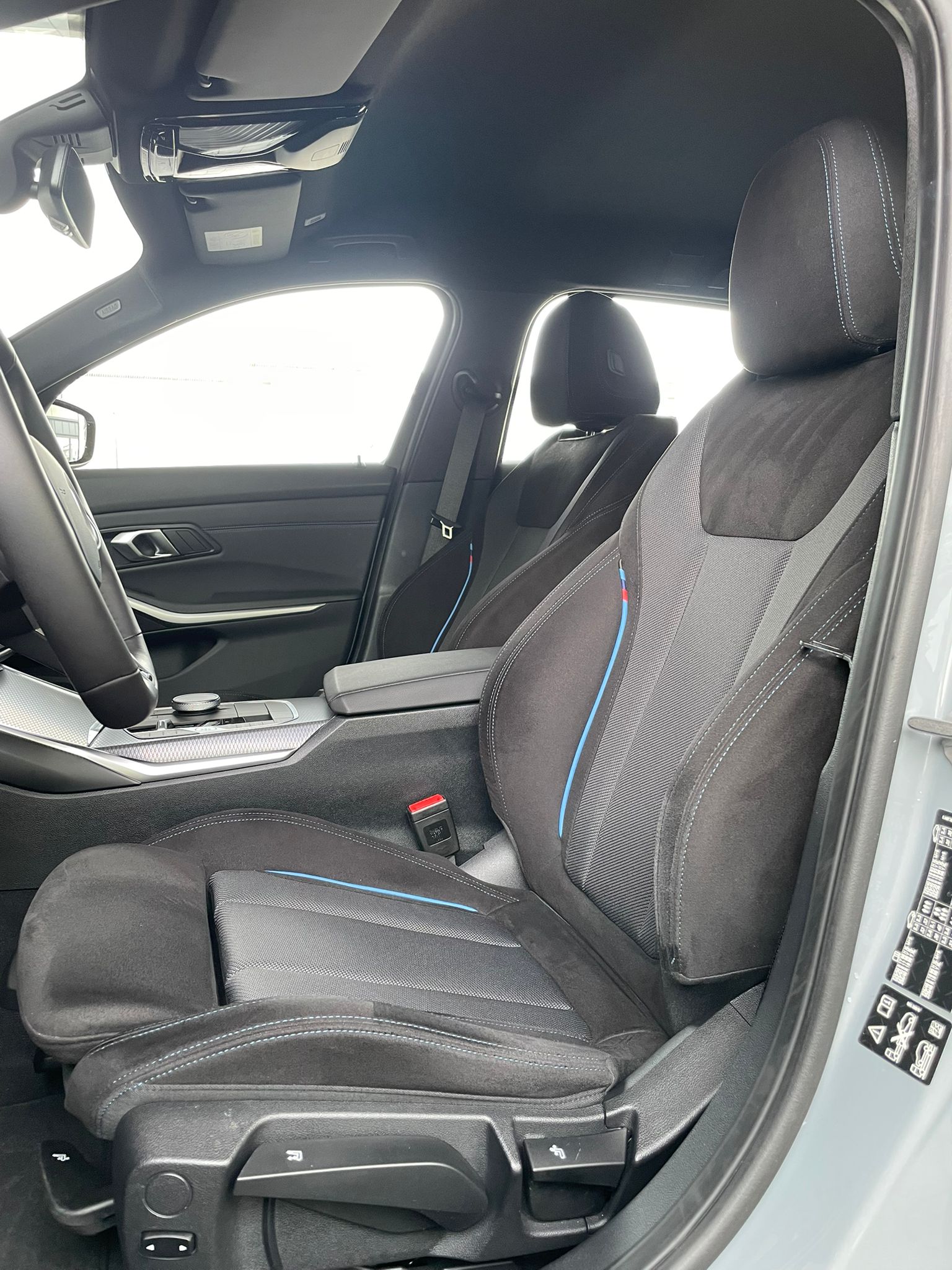 BMW 330i xDrive SAG Touring-image-5