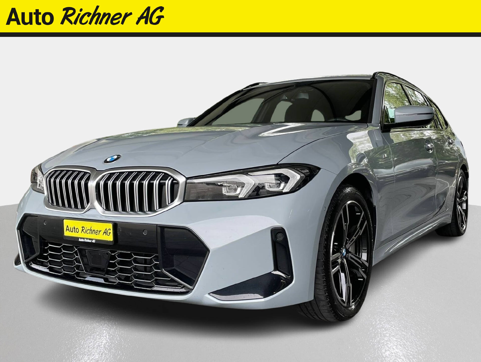 BMW 330i xDrive SAG Touring-image-1