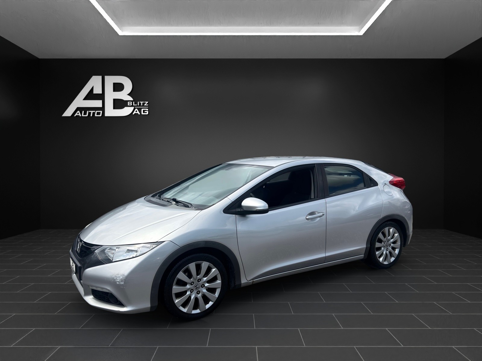 HONDA Civic 2.2i-DTEC Sport-image-1