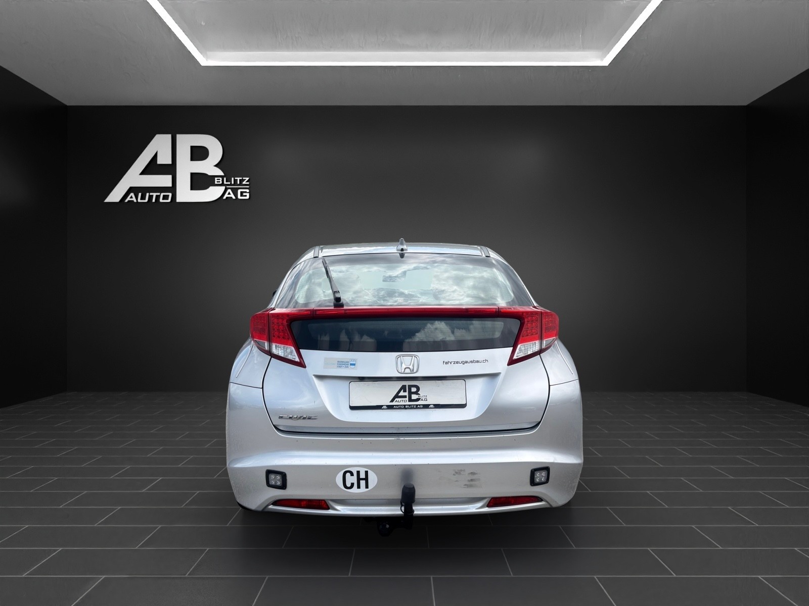 HONDA Civic 2.2i-DTEC Sport-image-3