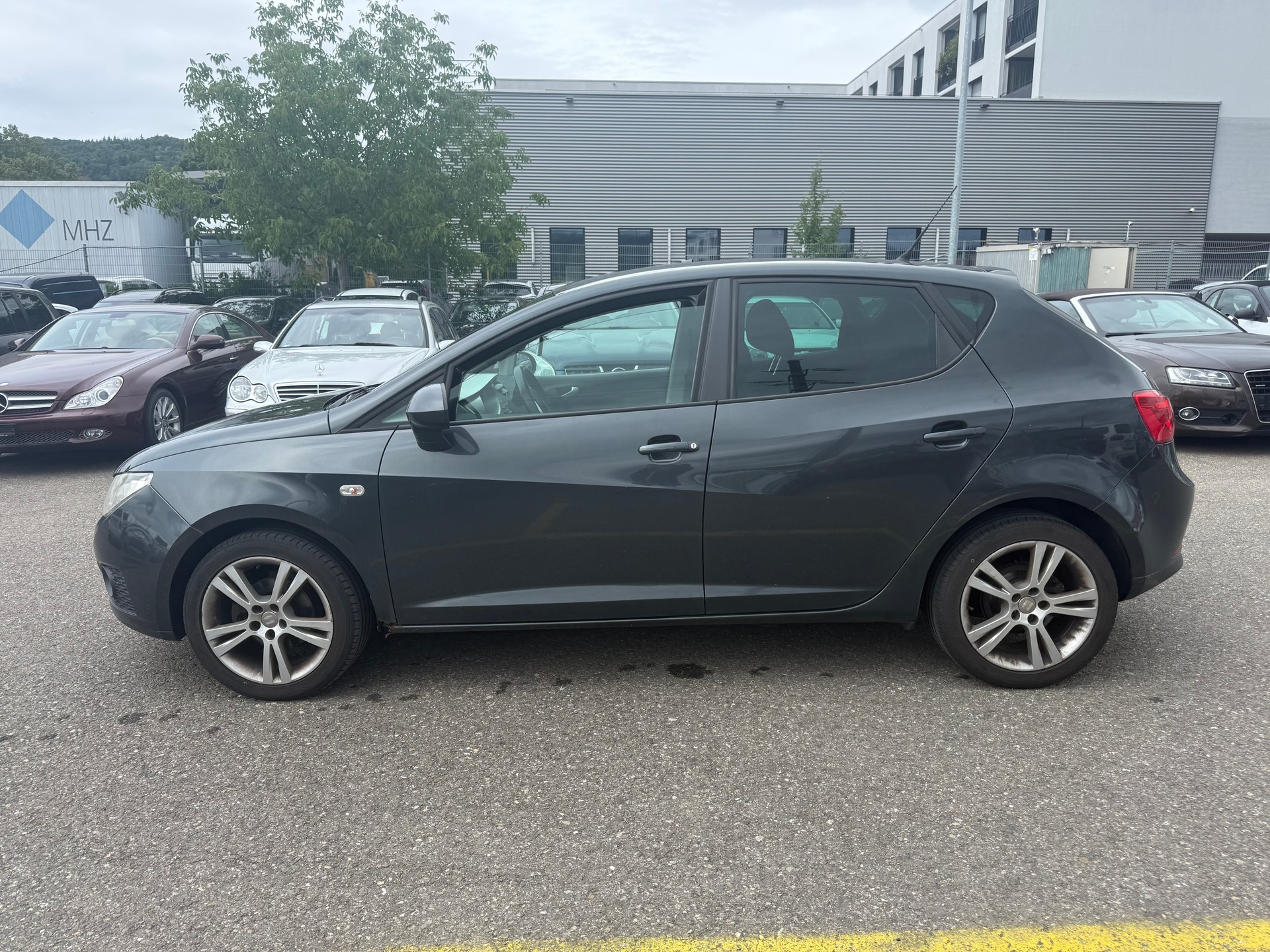 SEAT Ibiza 1.6 Style DSG-image-3