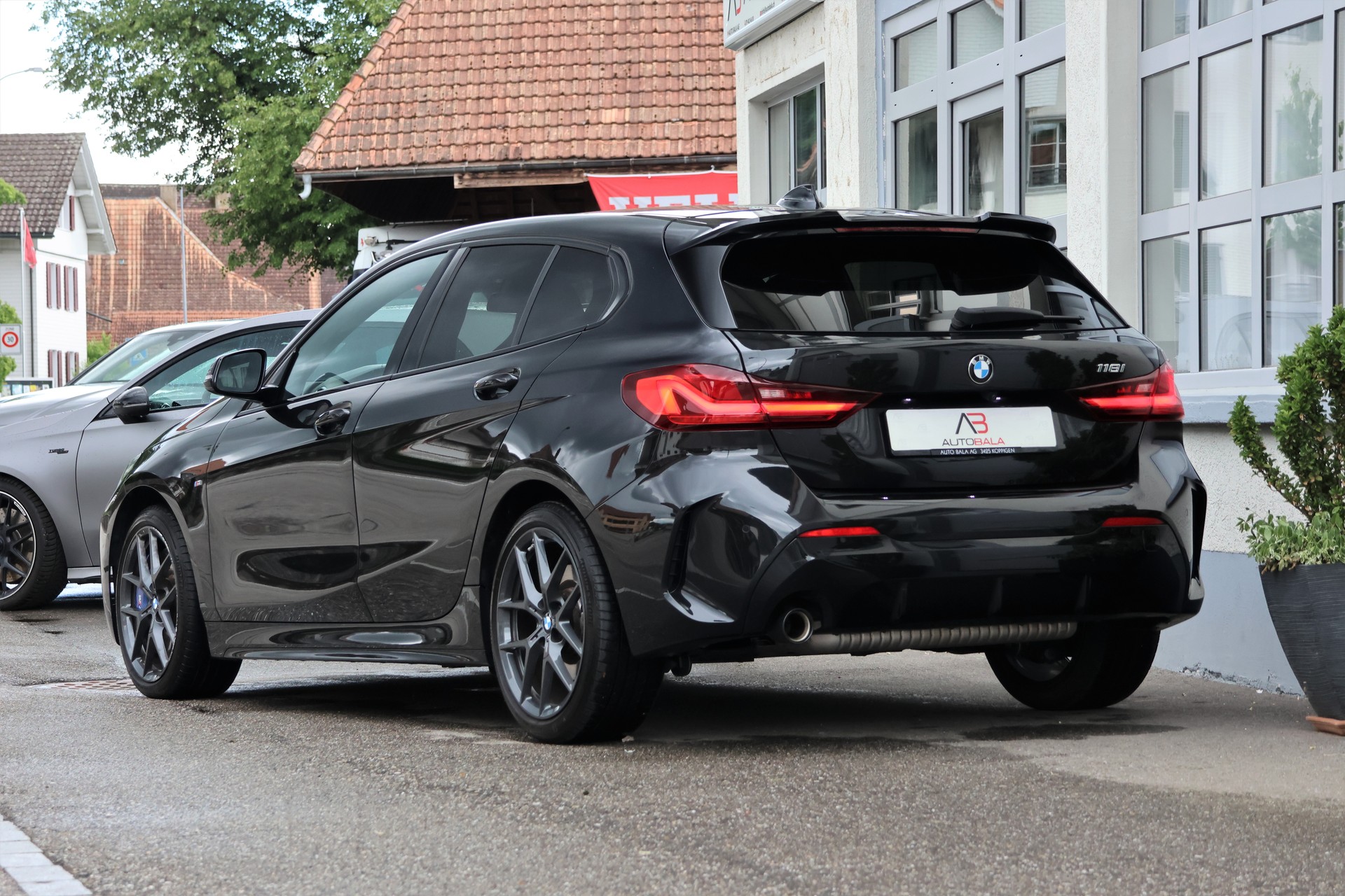 BMW 118i M Sport Steptronic (CH)-image-2