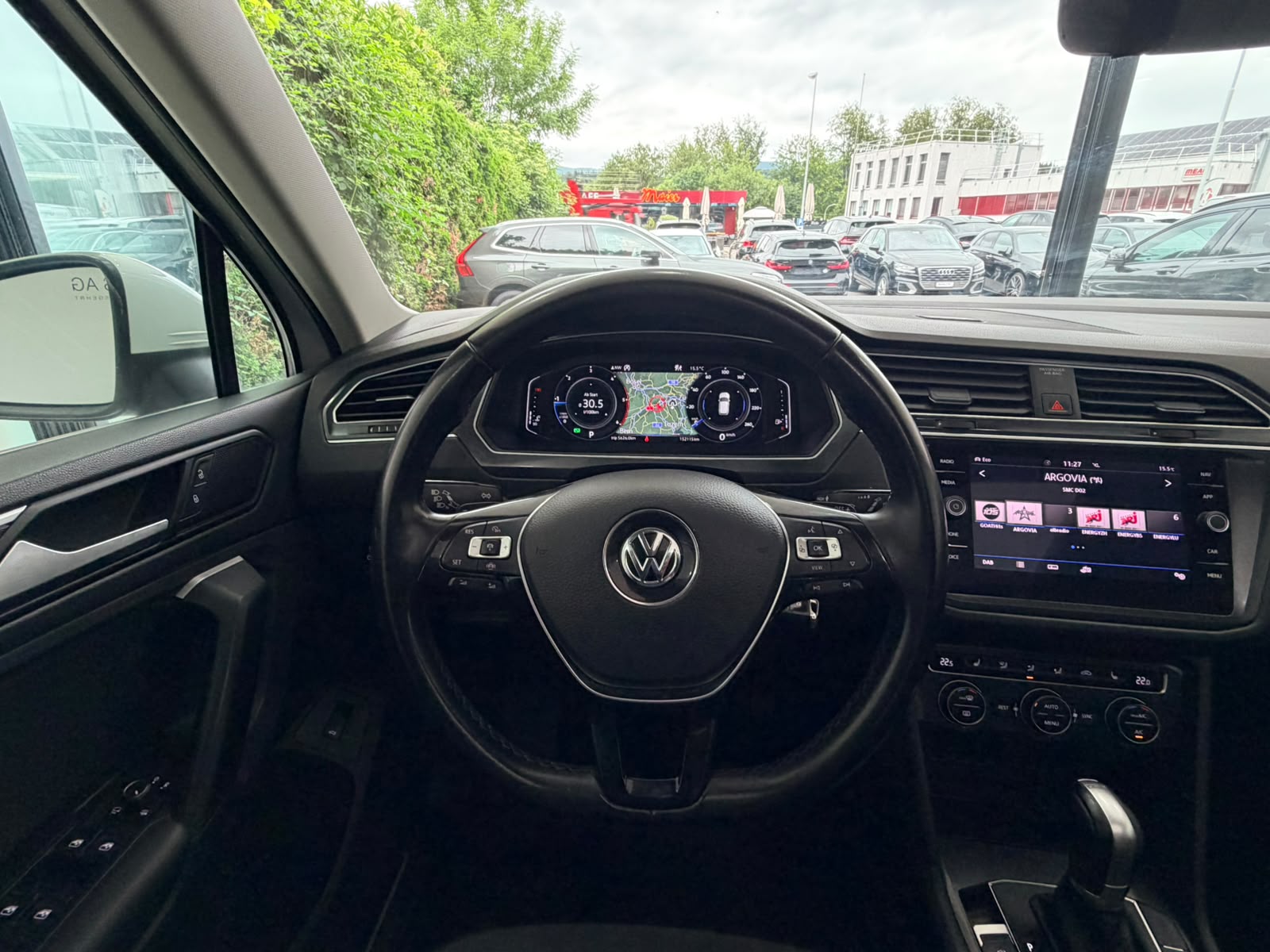 VW Tiguan 2.0 TDI R-Line 4Motion DSG-image-7