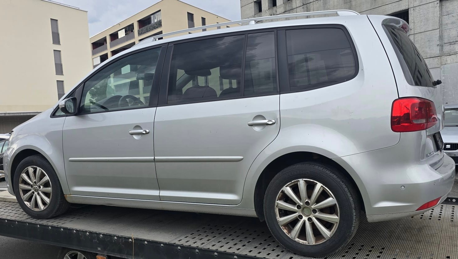 VW Touran 1.4 TSI Highline DSG-image-2