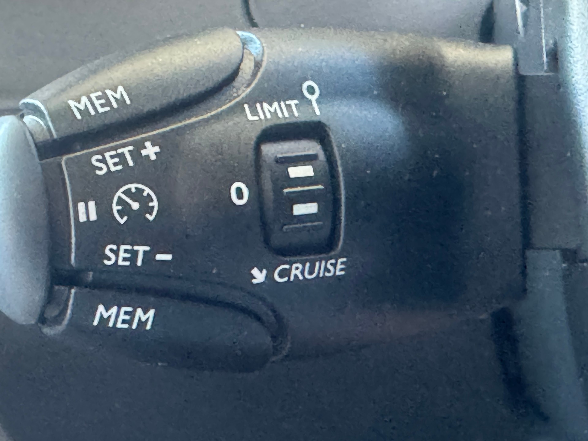 CITROEN C3 1.2i PureTech Feel EAT-image-13