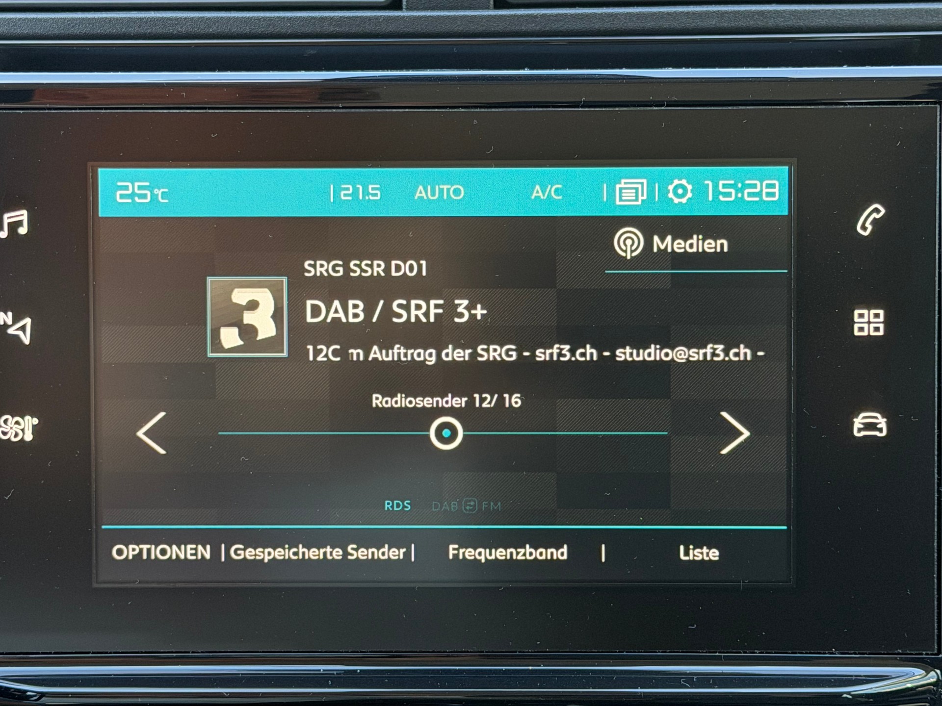 CITROEN C3 1.2i PureTech Feel EAT-image-14