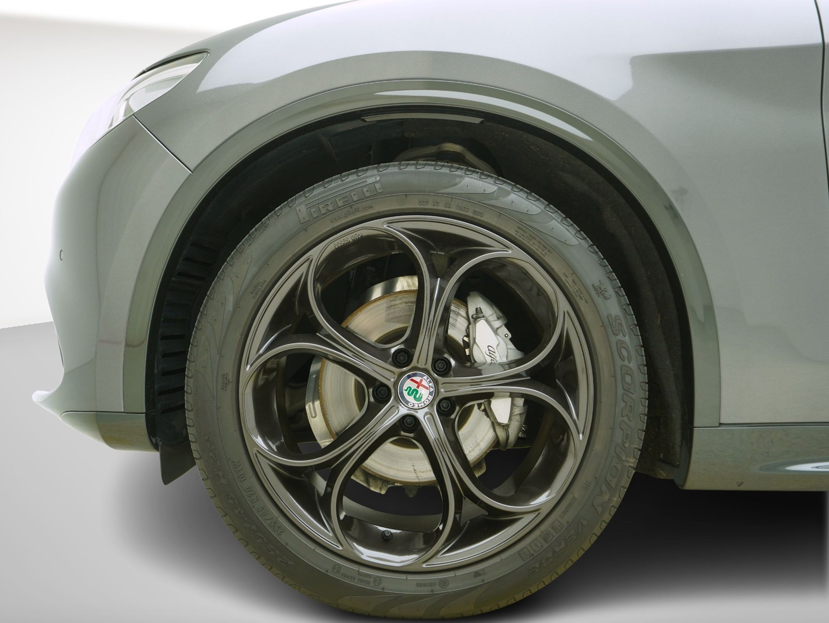 ALFA ROMEO Stelvio 2.0 Q4 Ti-image-6