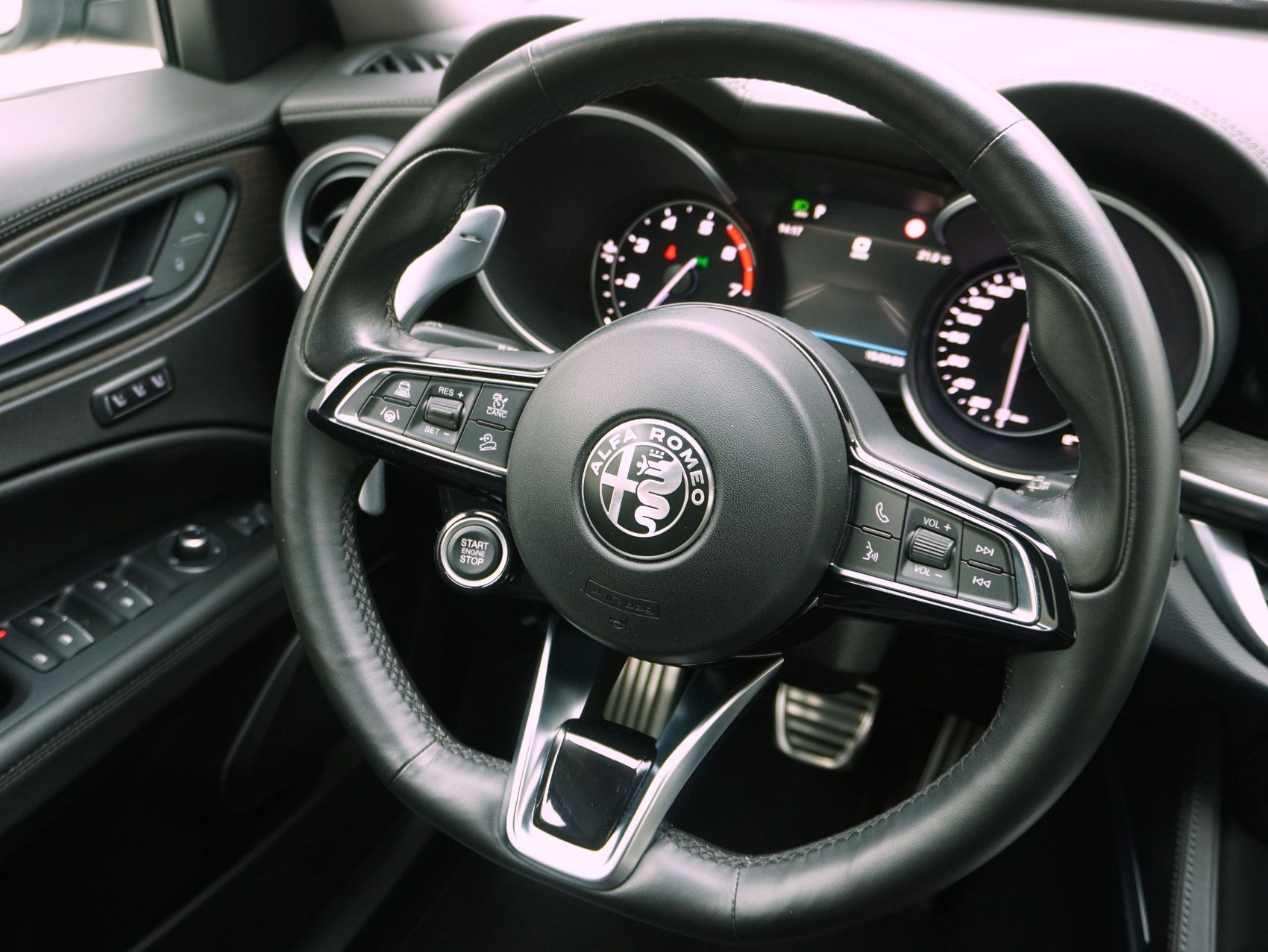 ALFA ROMEO Stelvio 2.0 Q4 Ti-image-10